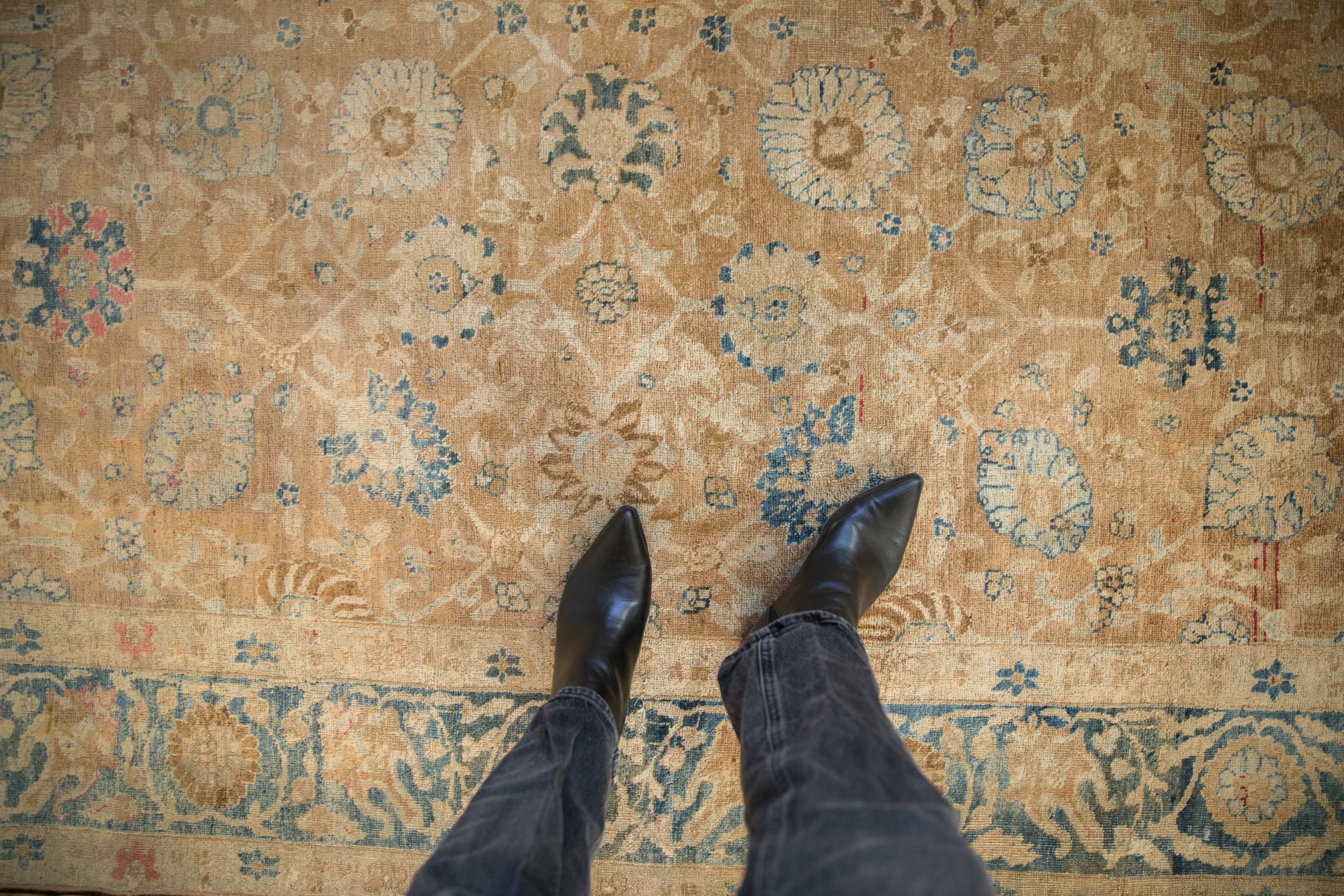 7x11 Antique Distressed Gold Wash Khoy Carpet - Image 2