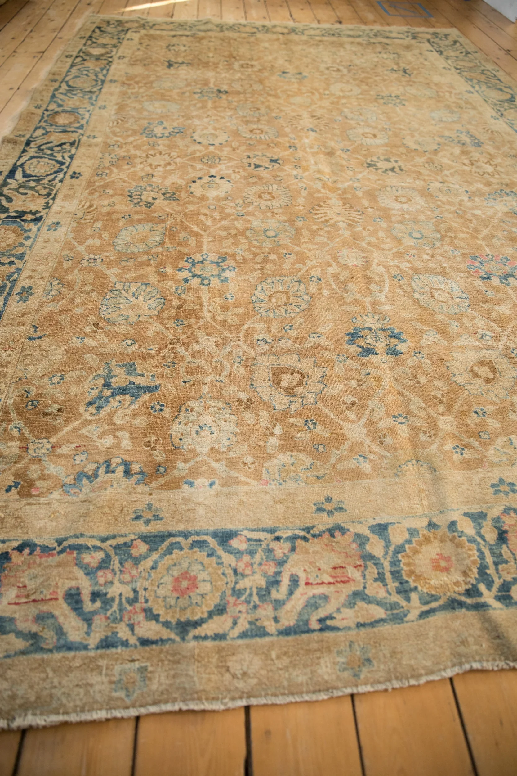 7x11 Antique Distressed Gold Wash Khoy Carpet - Image 9