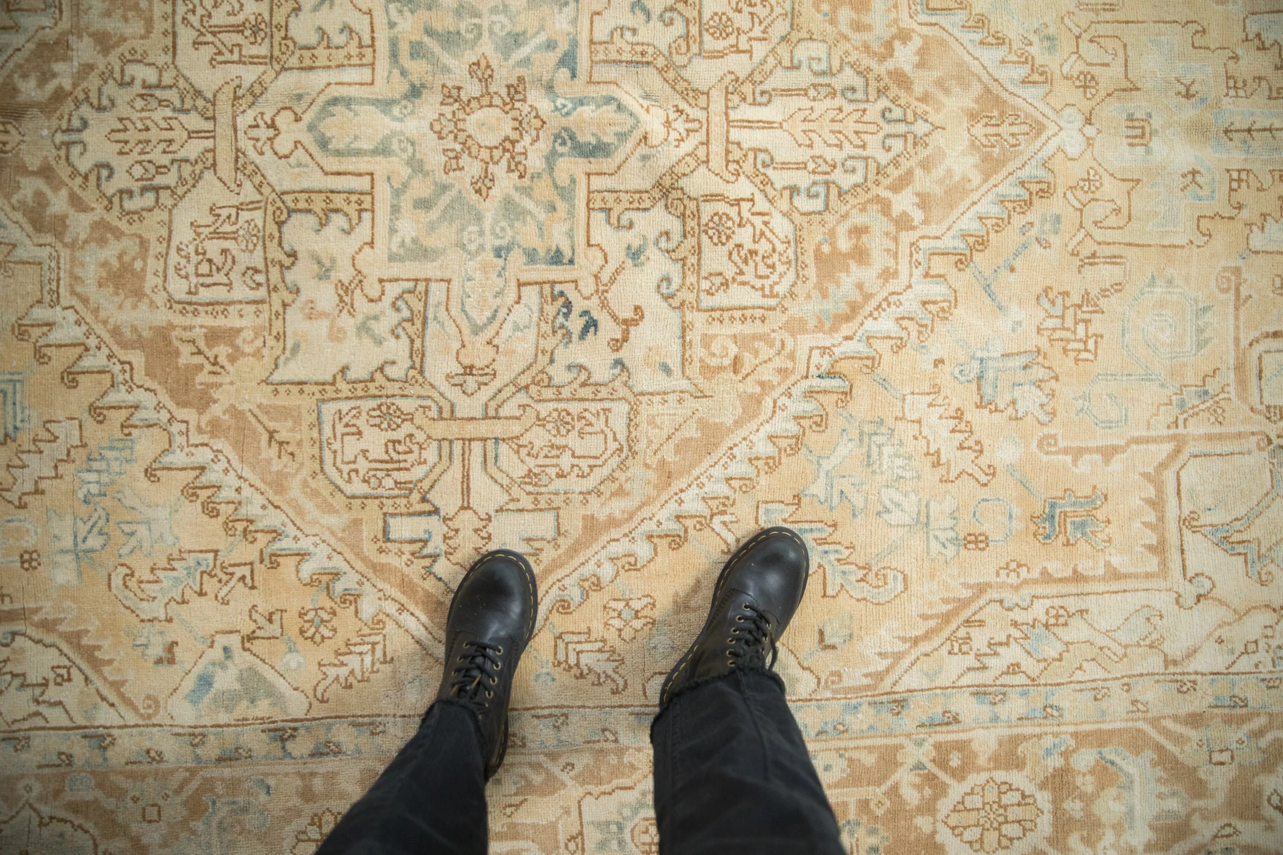 7x11 Vintage Distressed Heriz Carpet - Image 2