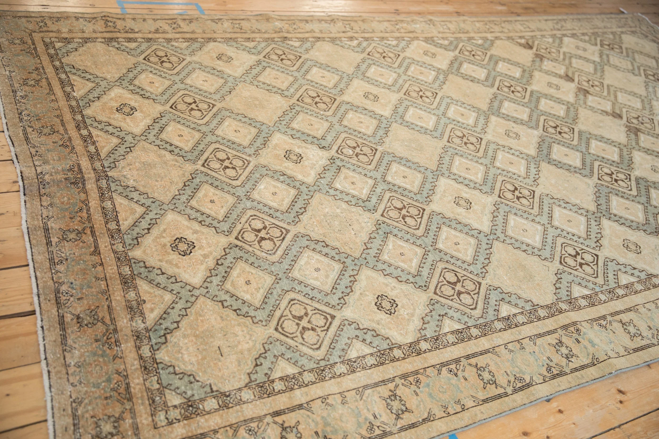 7x12 Vintage Distressed Sivas Carpet - Image 6