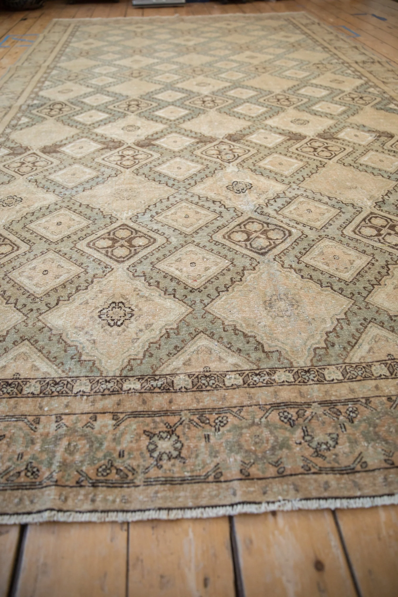 7x12 Vintage Distressed Sivas Carpet - Image 8
