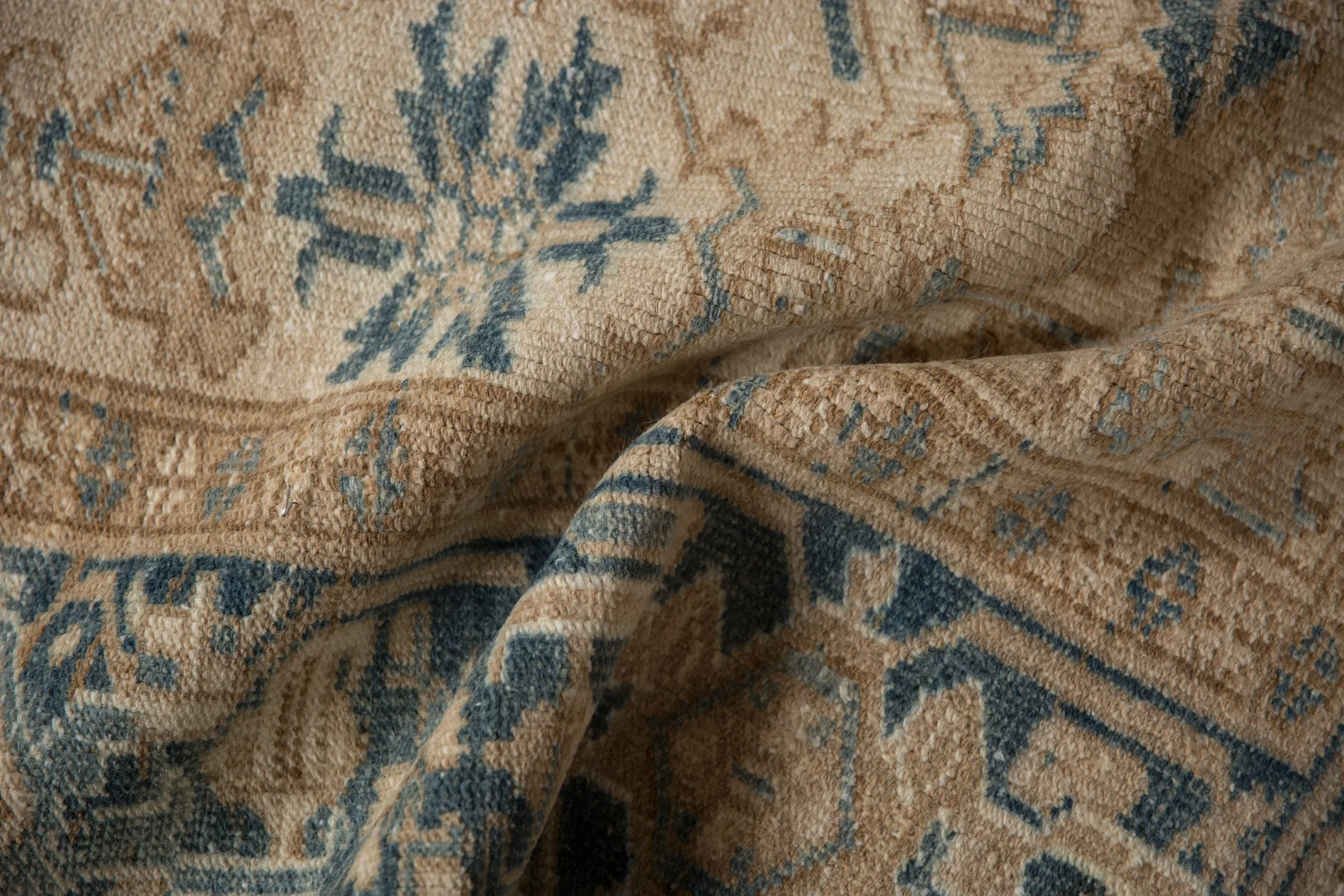 7x8.5 Vintage Distressed Mehrivan Carpet - Image 7