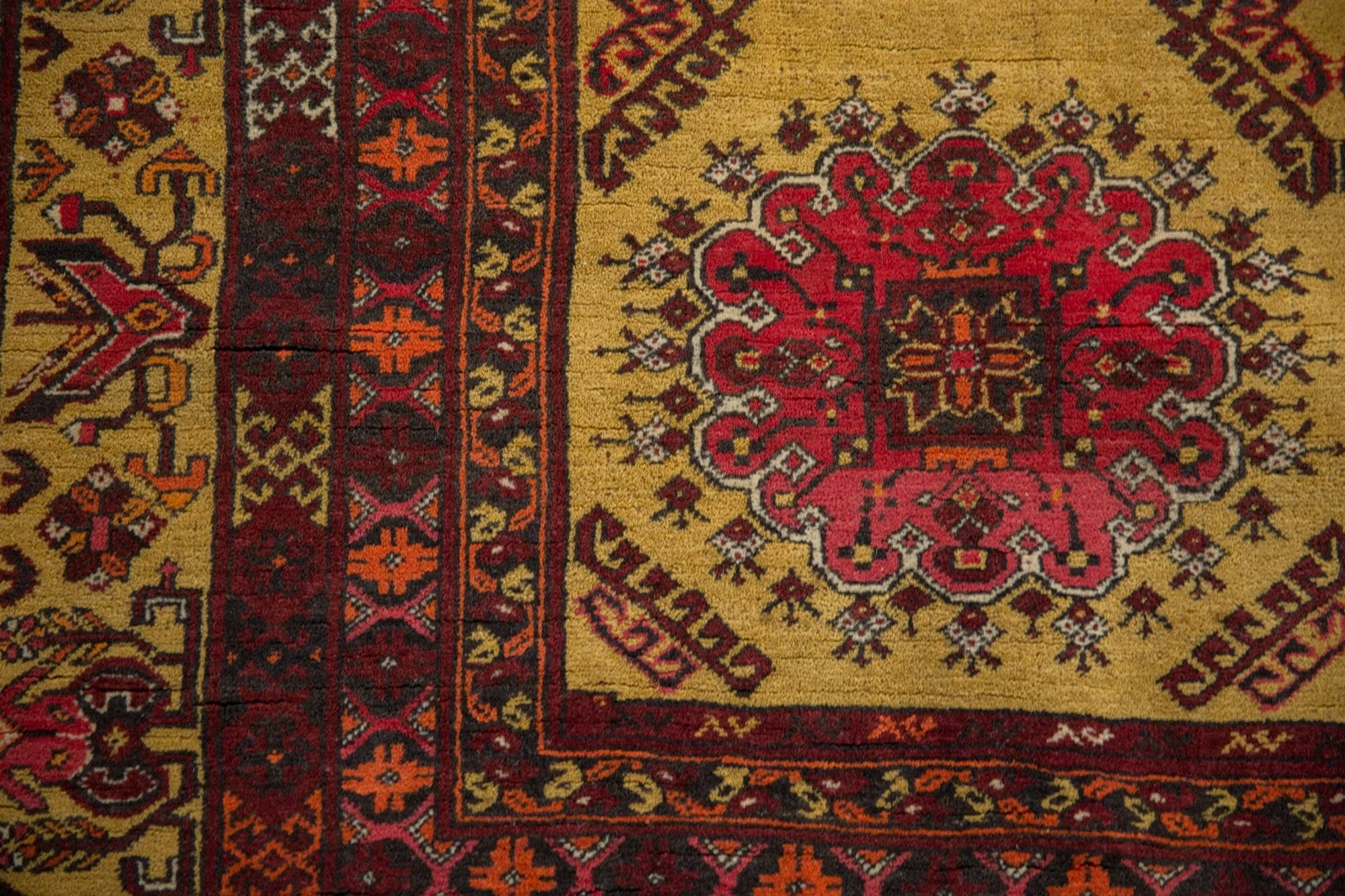 7x9.5 Vintage Daulatabad Carpet - Image 5