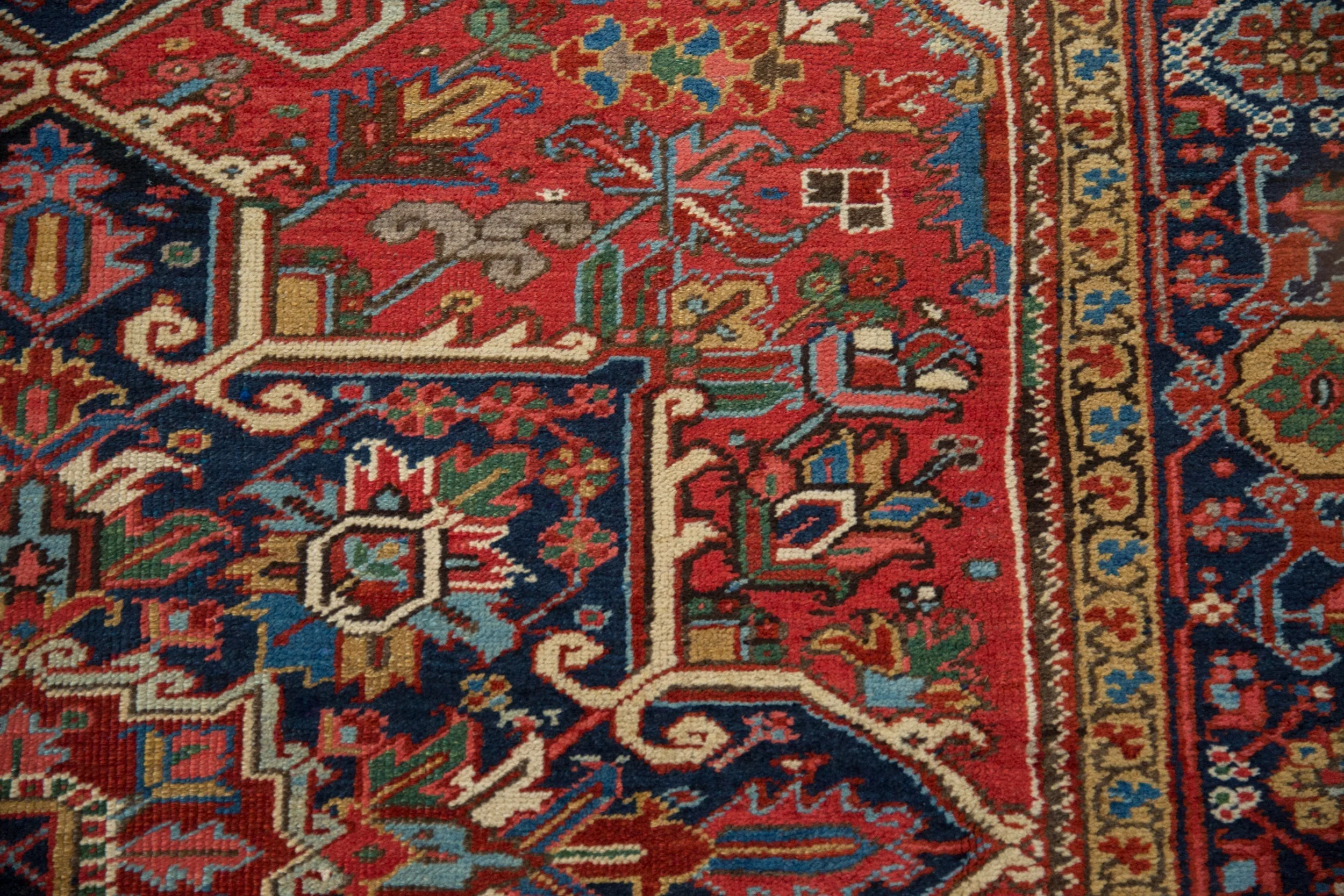 7x9.5 Vintage Heriz Carpet - Image 6