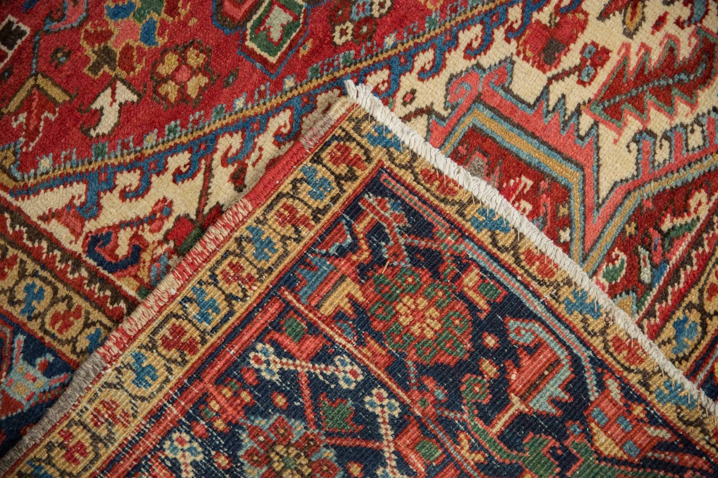 7x9.5 Vintage Heriz Carpet - Image 9