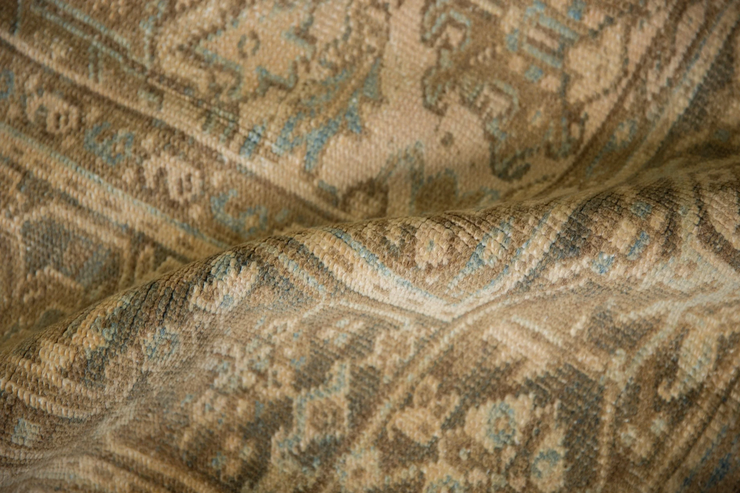 7x9 Vintage Distressed Mehrivan Carpet - Image 10