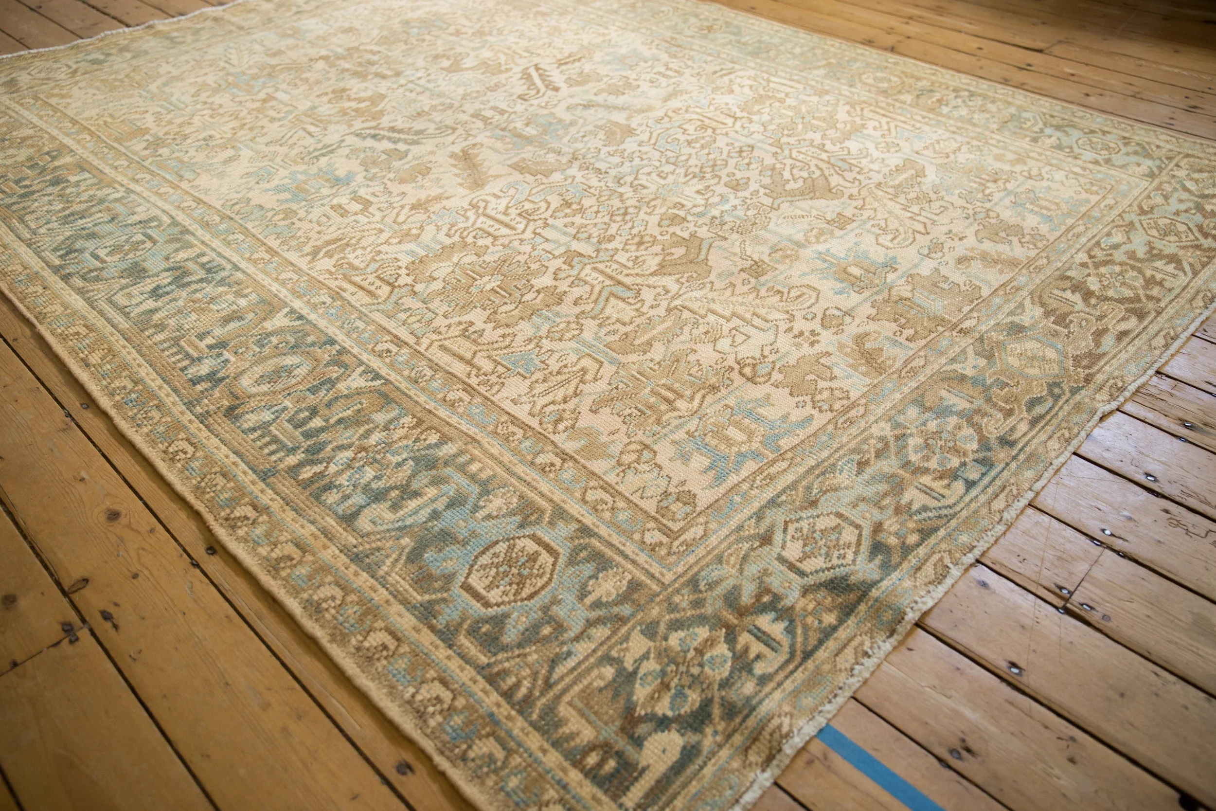 7x9 Vintage Distressed Mehrivan Carpet - Image 4