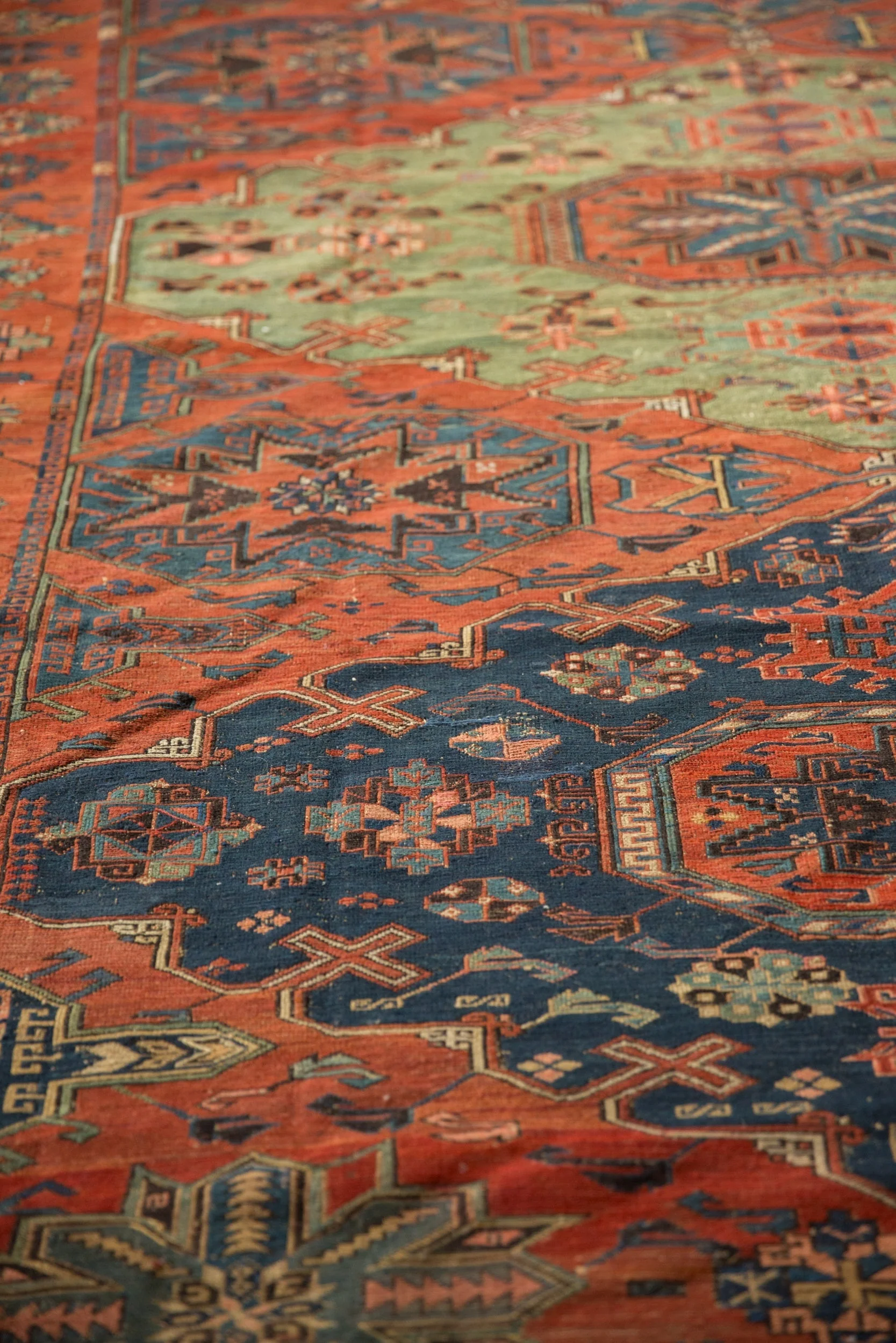 8.5x10.5 Antique Soumac Design Carpet - Image 12