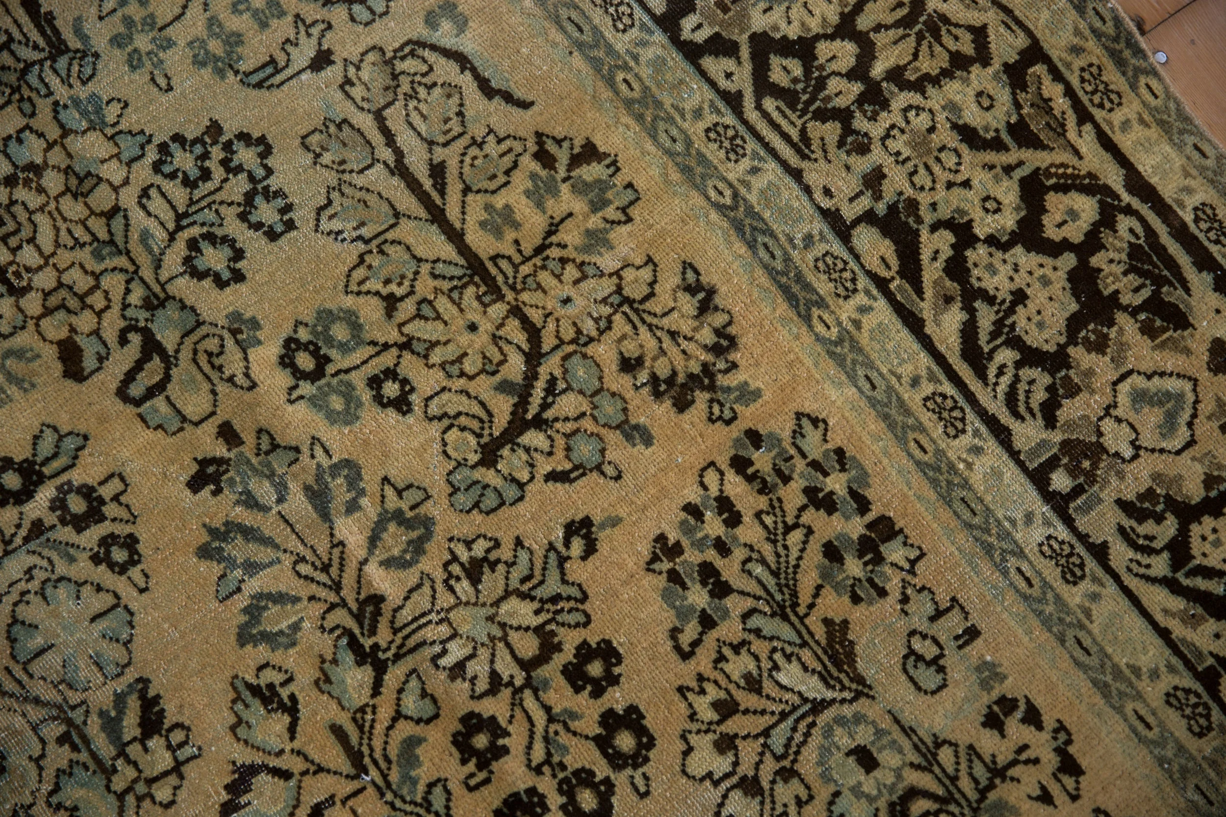 8.5x11.5 Vintage Distressed Arak Carpet - Image 13