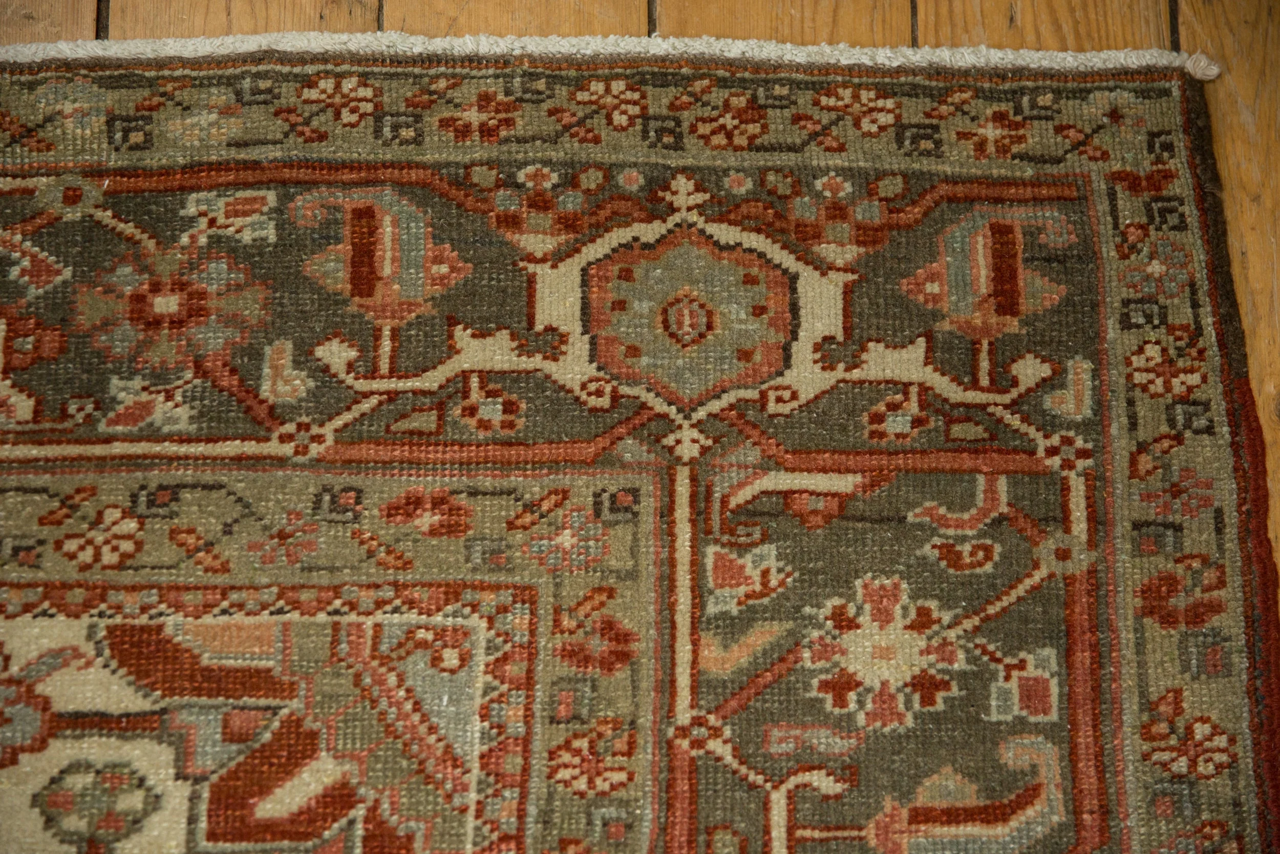 8.5x11.5 Vintage Distressed Heriz Carpet - Image 3