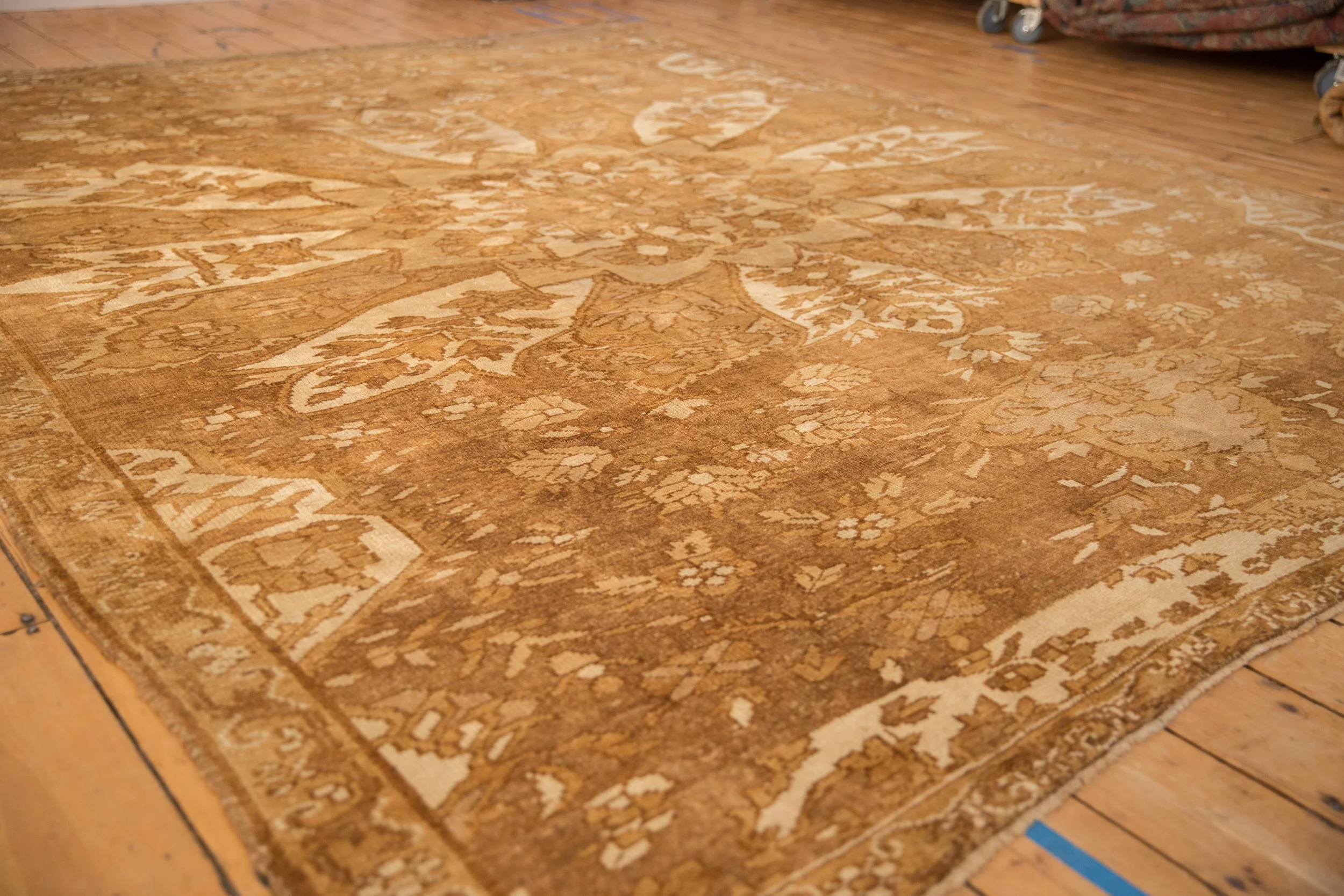 8.5x11 Vintage Distressed Kars Carpet - Image 3