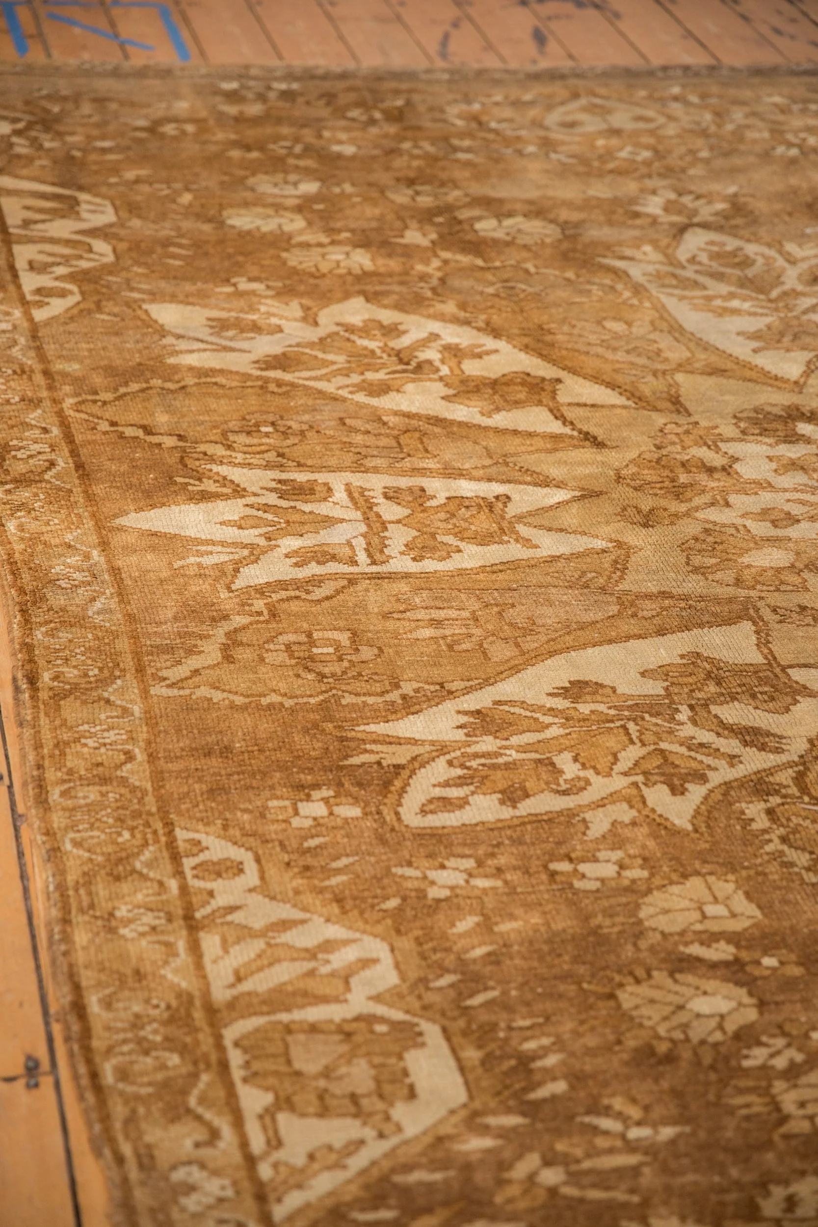 8.5x11 Vintage Distressed Kars Carpet - Image 5