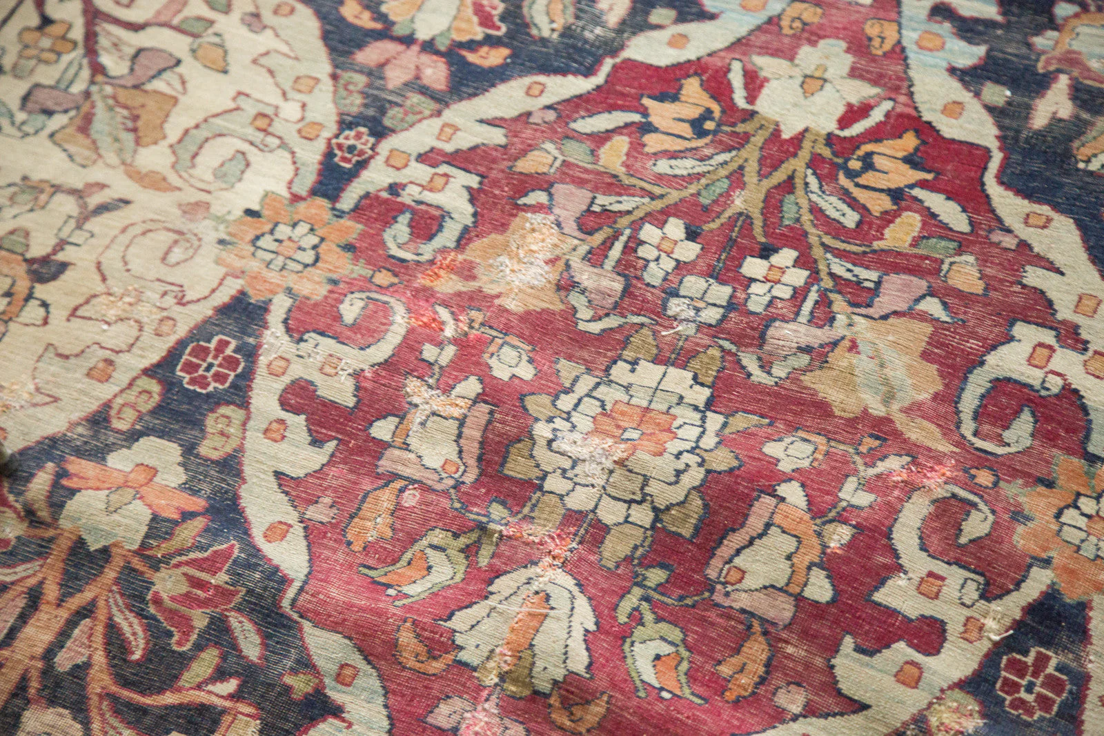8.5x12 Unusual Antique Lavar Kerman Carpet - Image 10