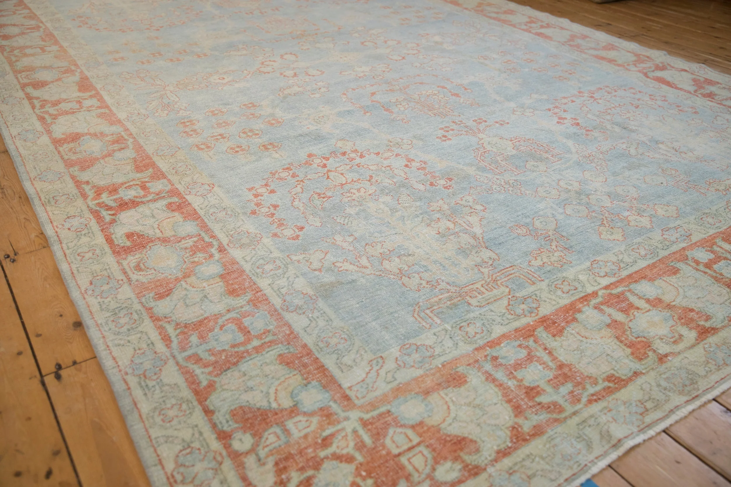 8.5x12 Vintage Distressed Mahal Carpet - Image 4