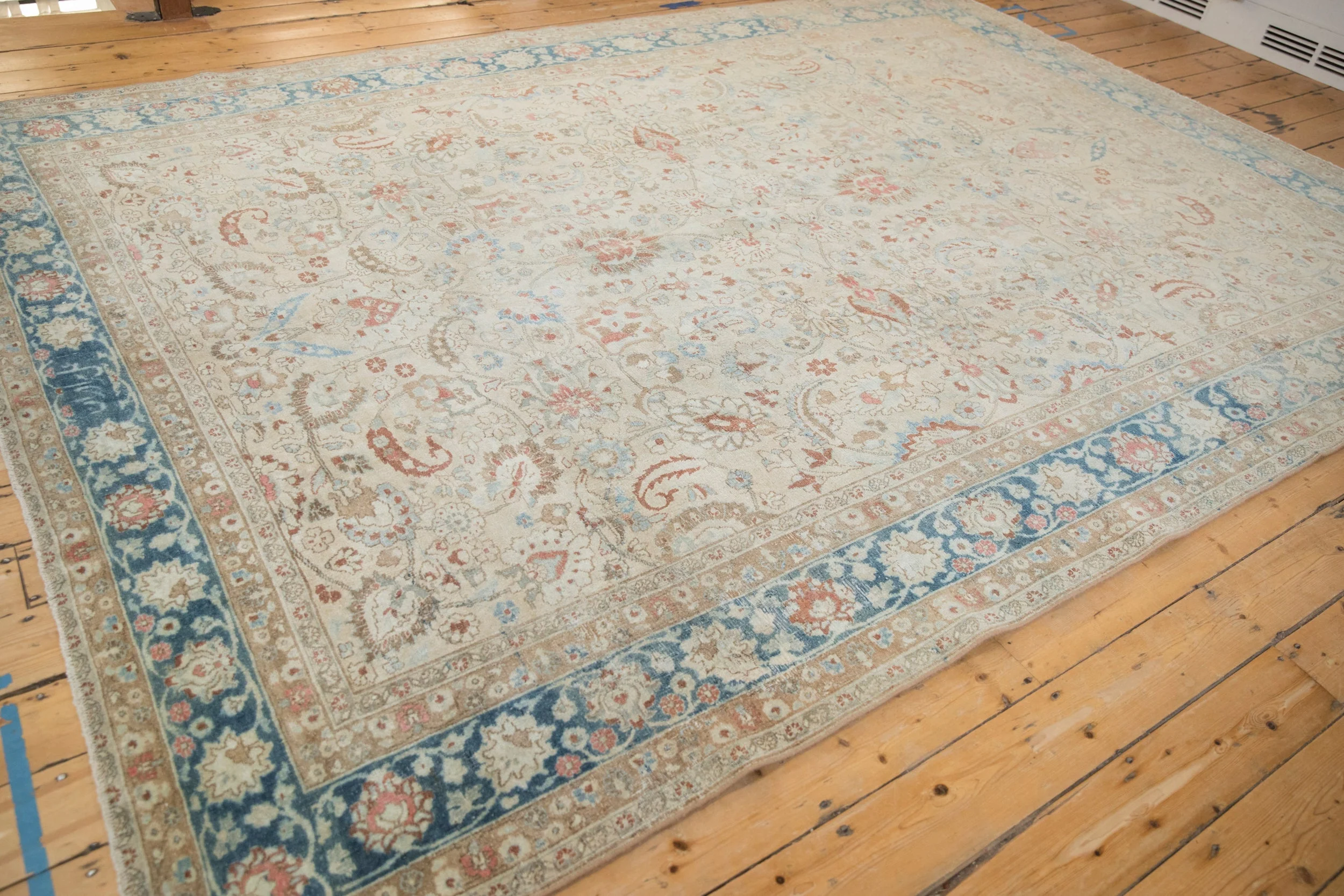 8.5x12 Vintage Distressed Meshed Carpet - Image 7