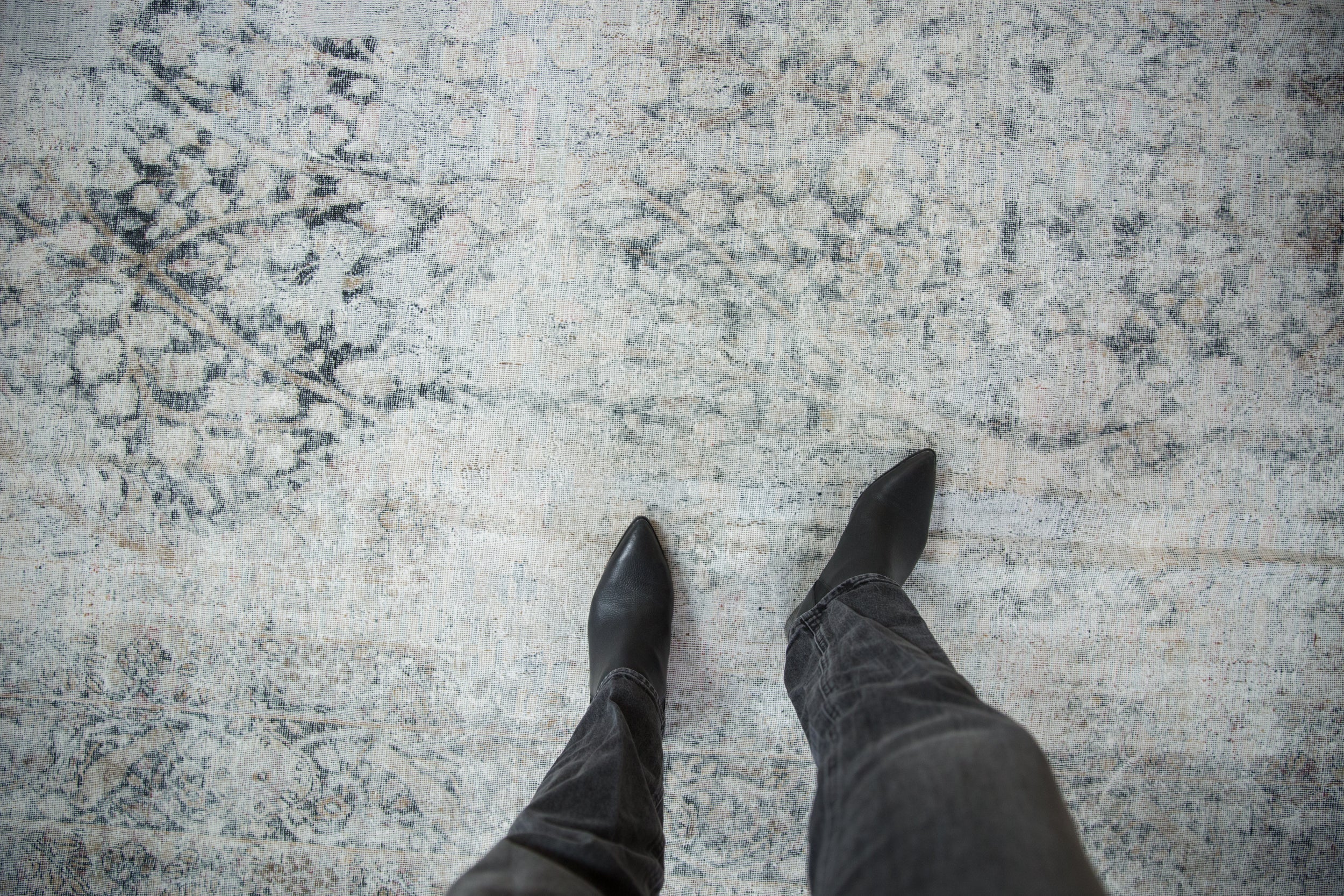 8.5x13.5 Antique Distressed Kerman Carpet - Image 2
