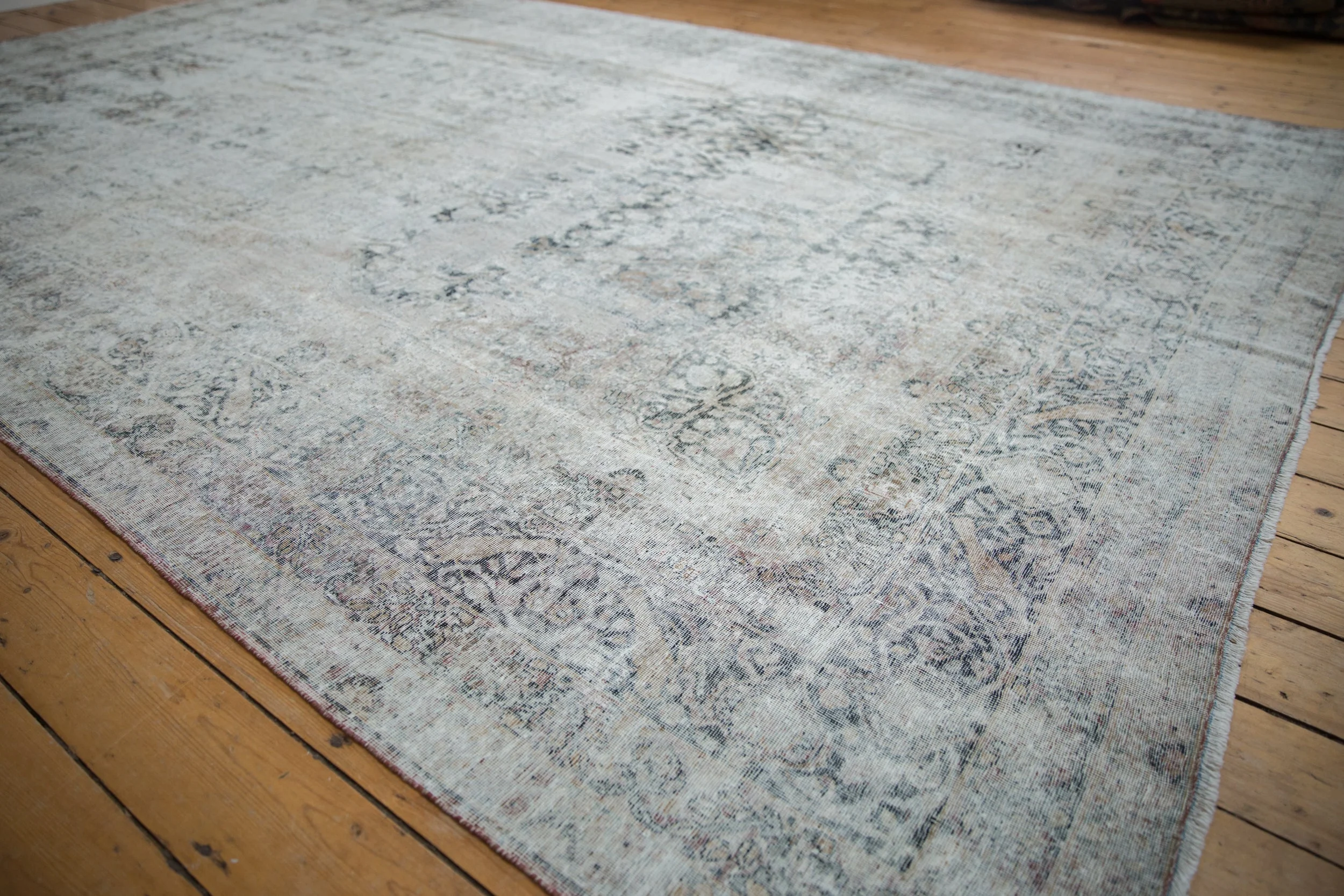 8.5x13.5 Antique Distressed Kerman Carpet - Image 4