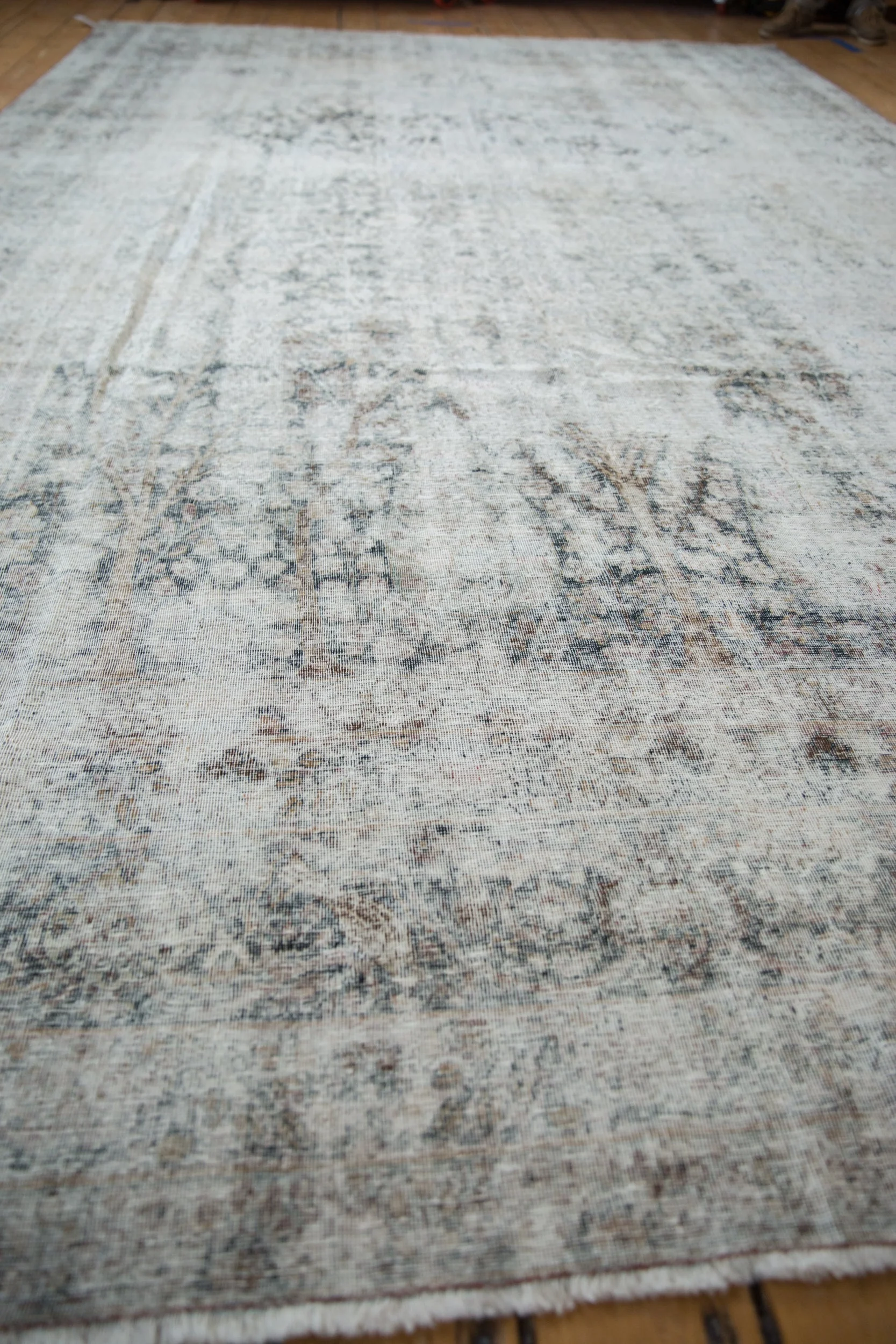 8.5x13.5 Antique Distressed Kerman Carpet - Image 8