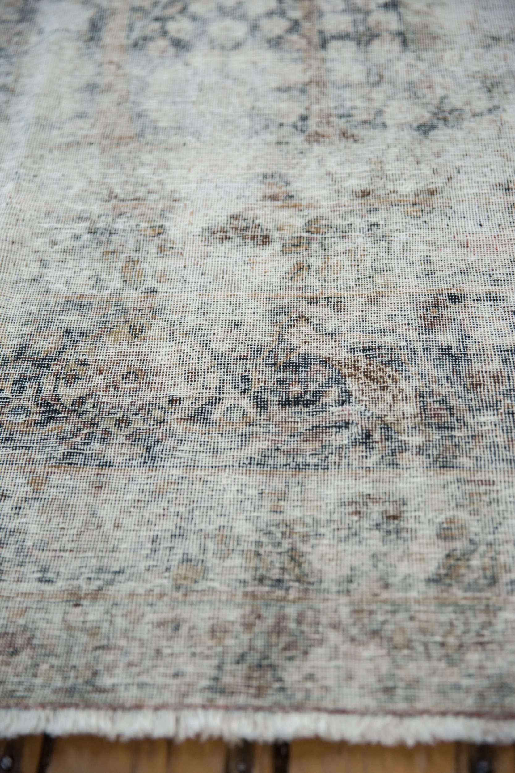 8.5x13.5 Antique Distressed Kerman Carpet - Image 9