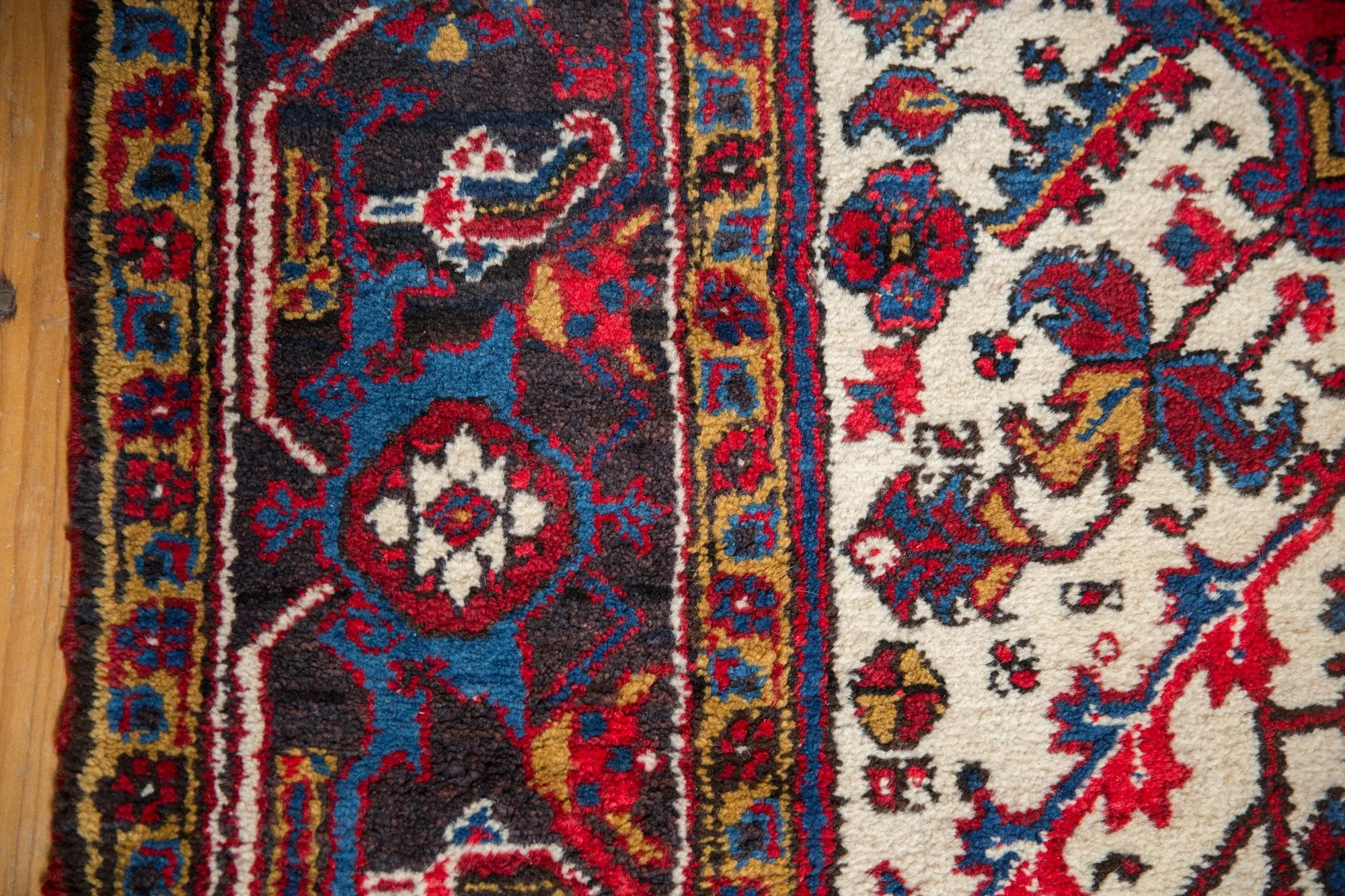 8.5x9.5 Vintage Mehrivan Square Carpet - Image 10