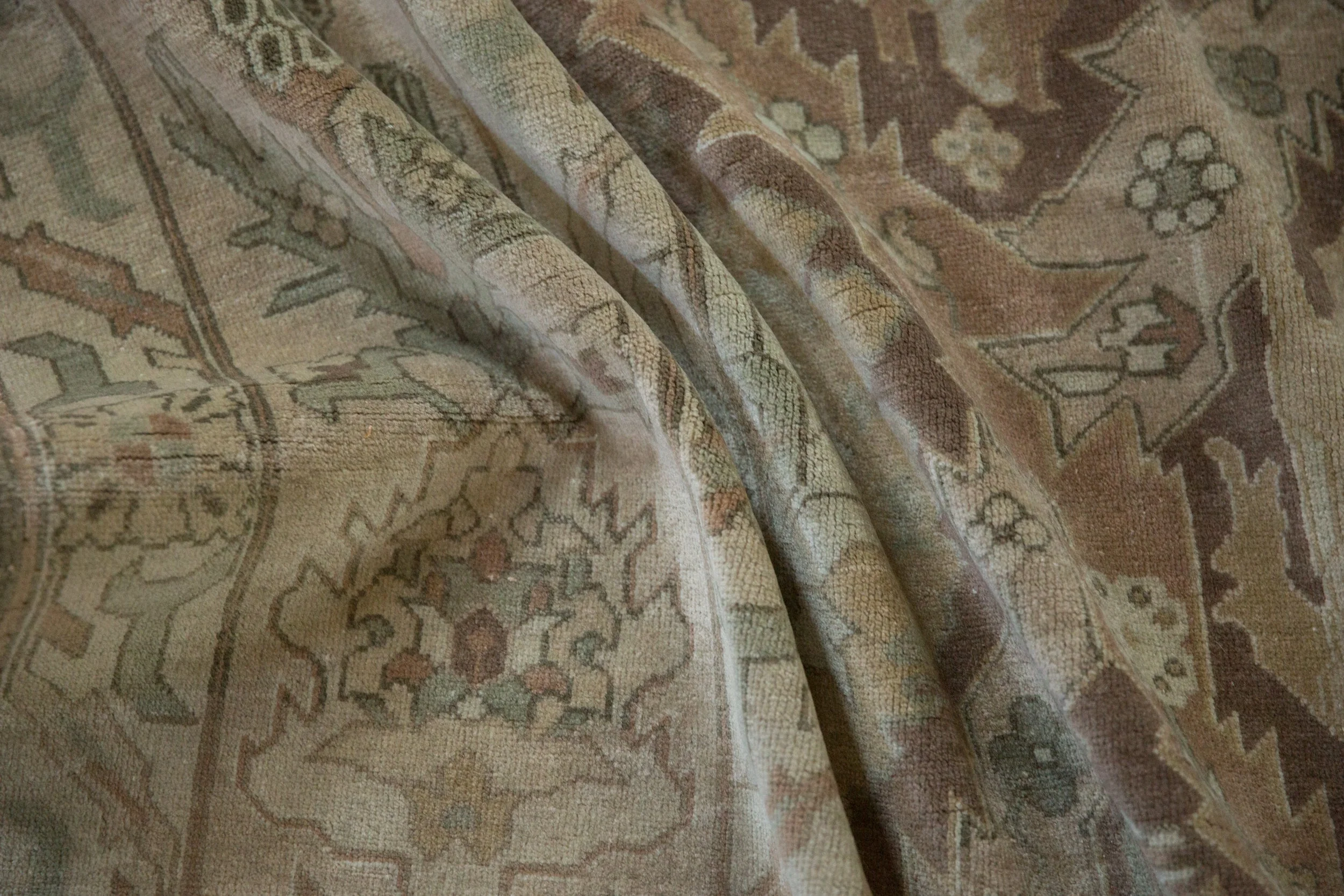 8x10.5 Vintage Distressed Sivas Carpet - Image 12