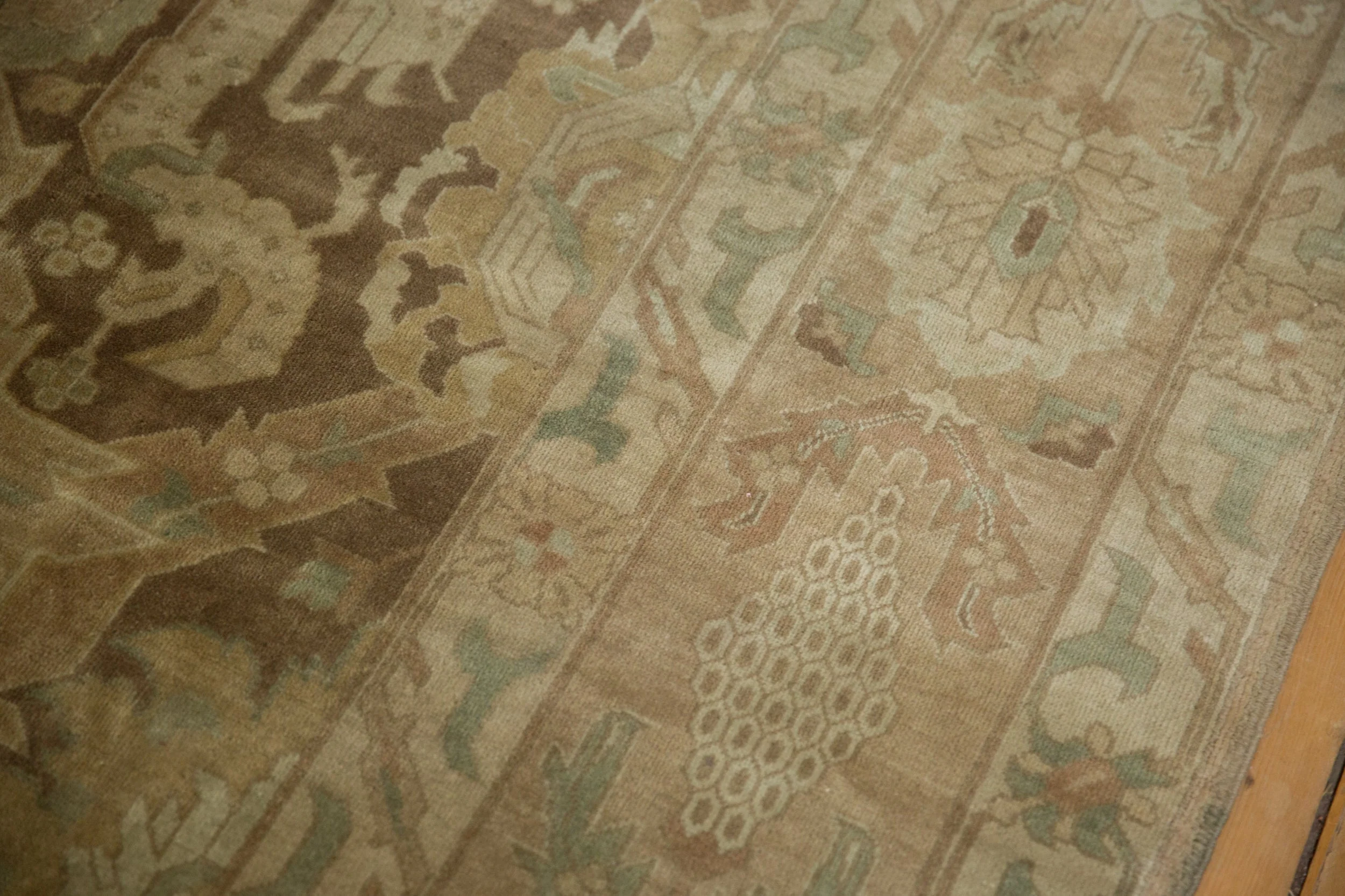 8x10.5 Vintage Distressed Sivas Carpet - Image 14