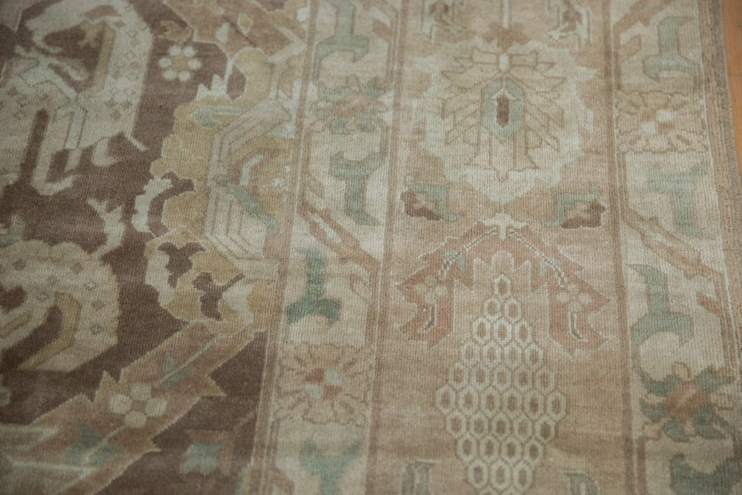 8x10.5 Vintage Distressed Sivas Carpet - Image 6