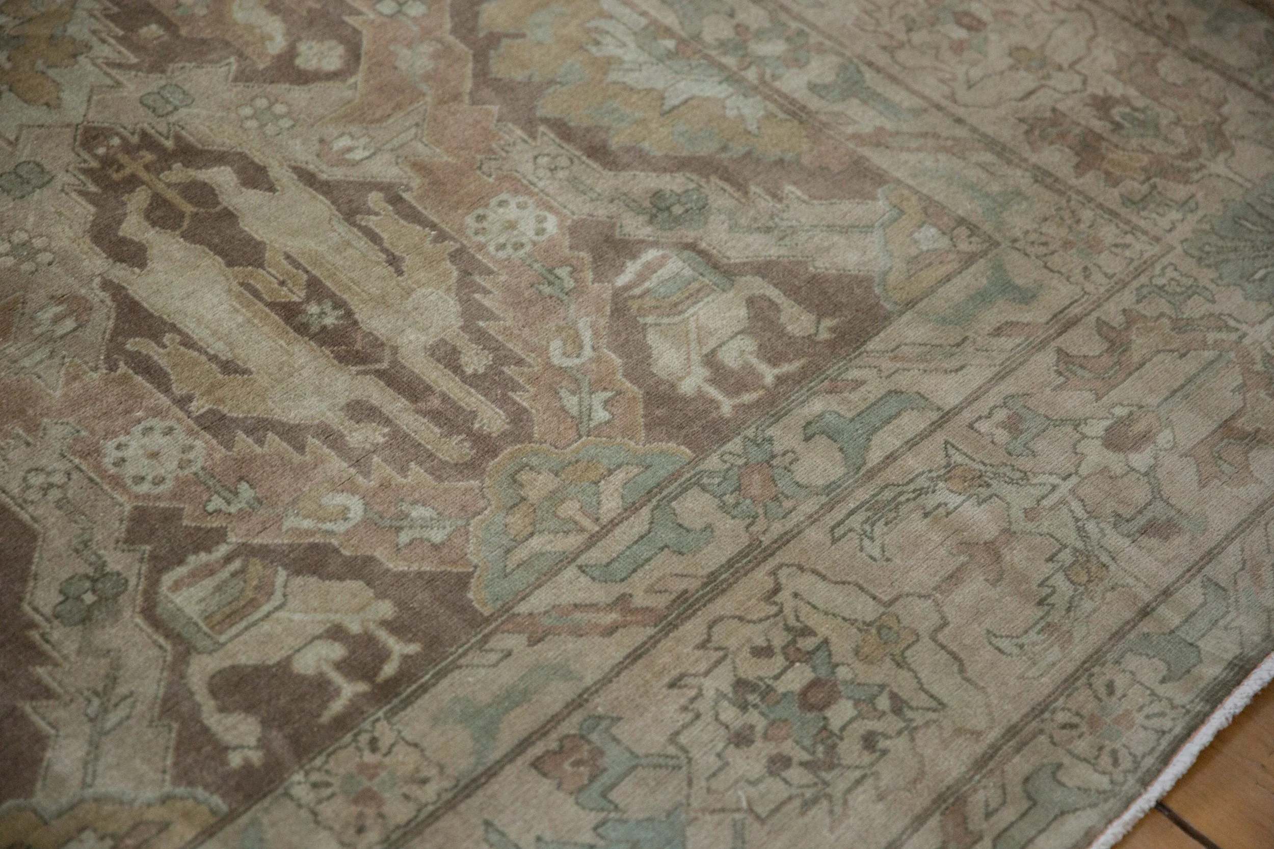 8x10.5 Vintage Distressed Sivas Carpet - Image 9