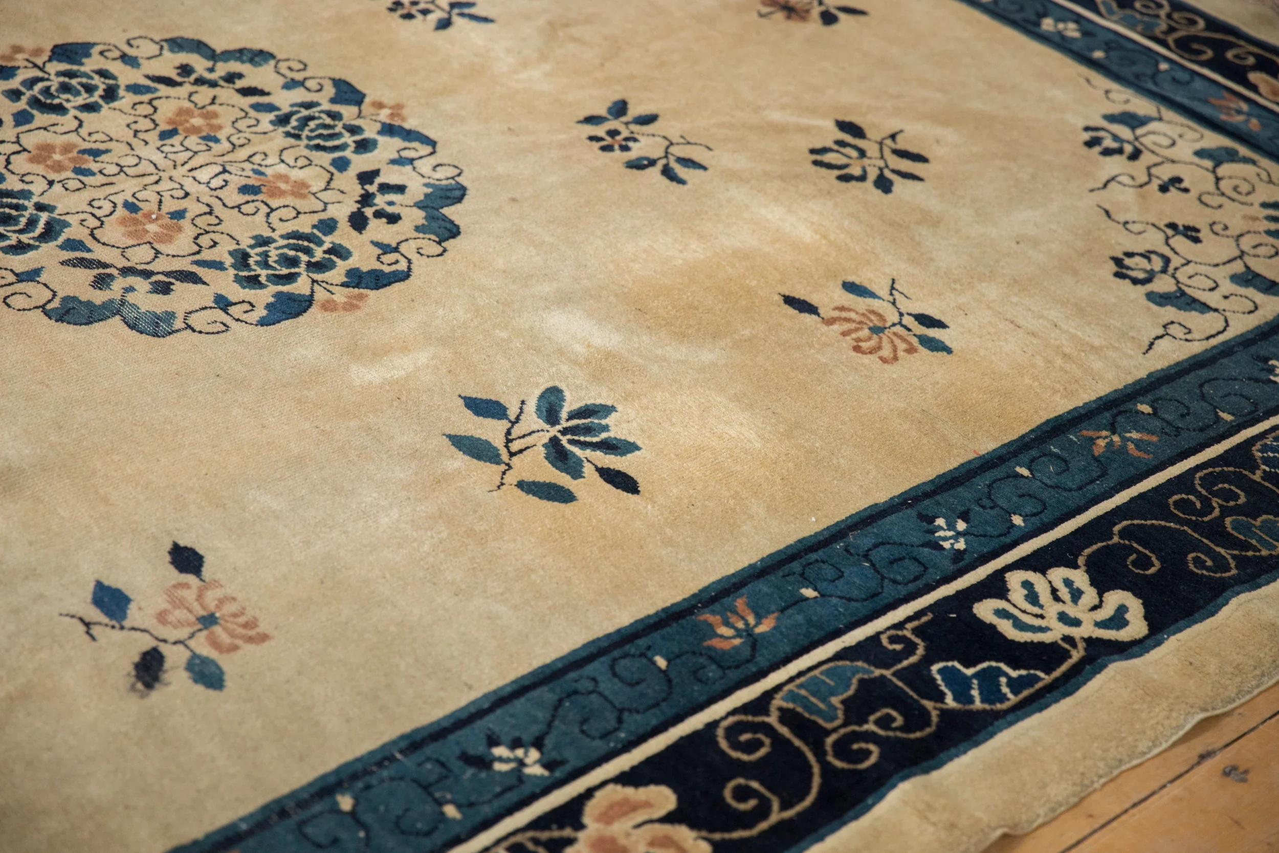 8x10 Antique Peking Carpet - Image 7