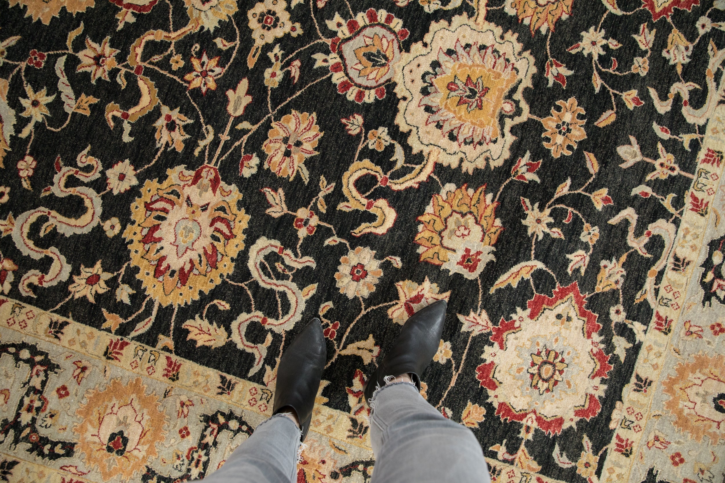 8x10 Indian Sultanabad Design Carpet - Image 2