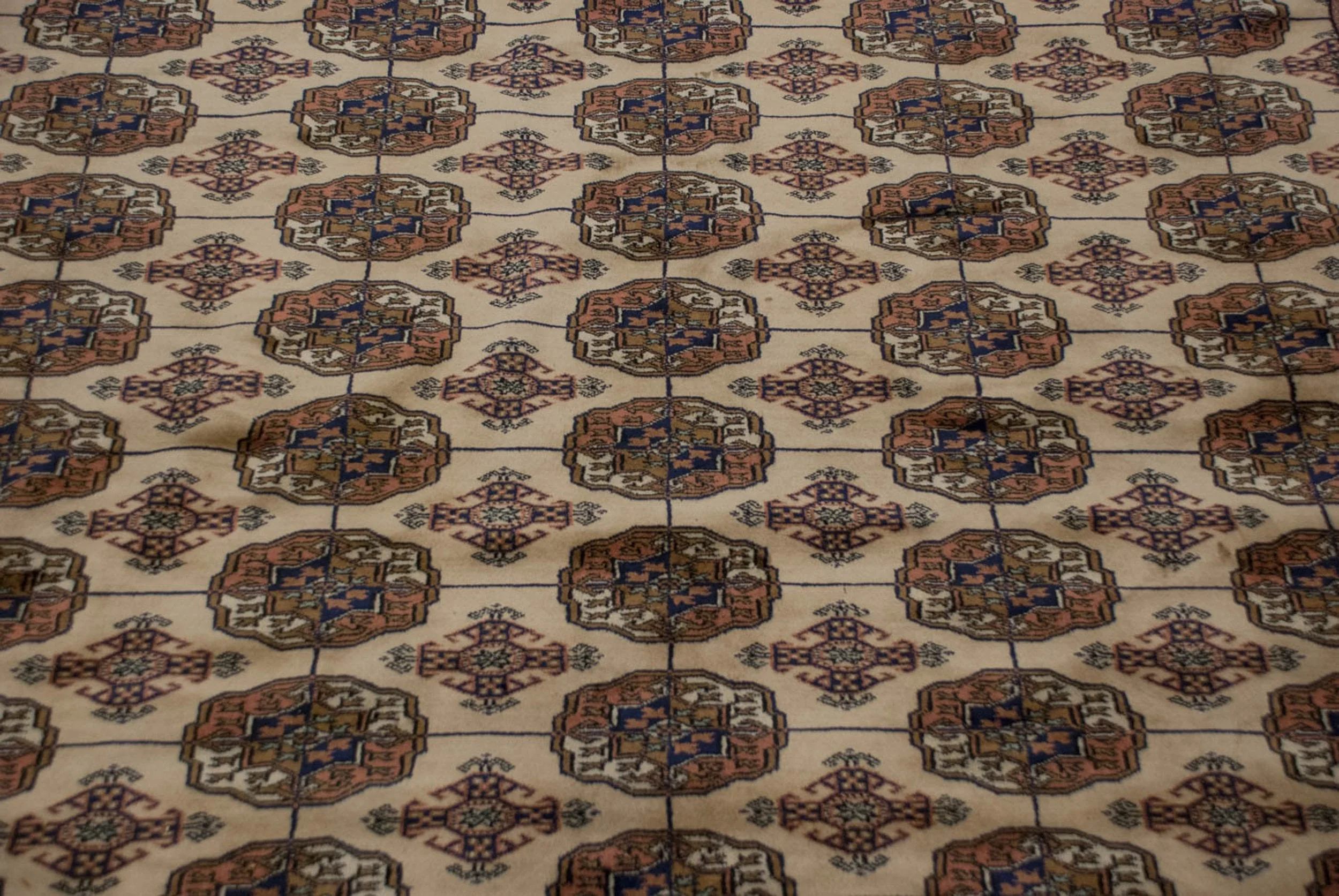 8x10 Vintage Fine Bokhara Carpet - Image 3