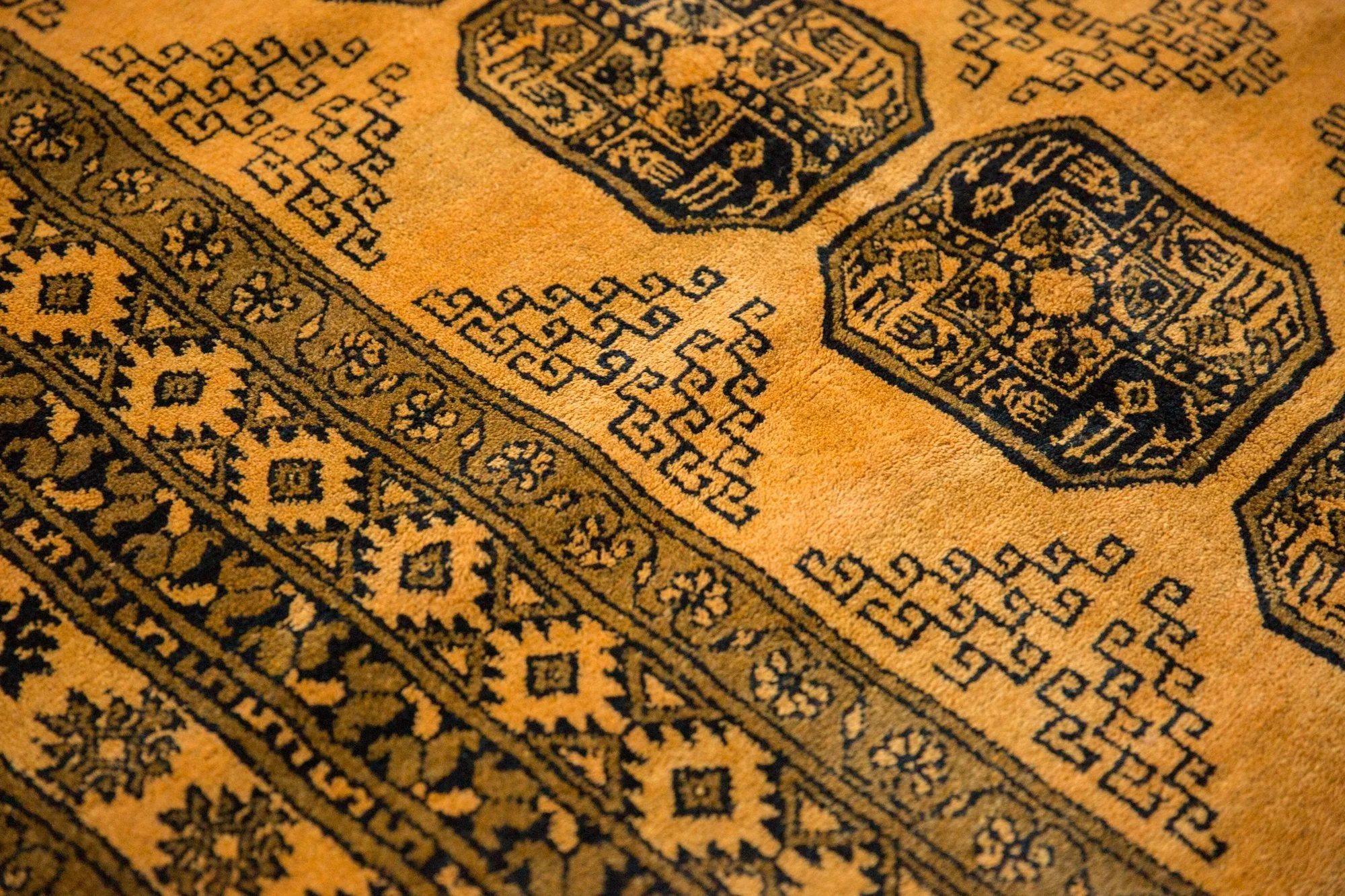 8x11.5 Vintage Daulatabad Carpet - Image 12
