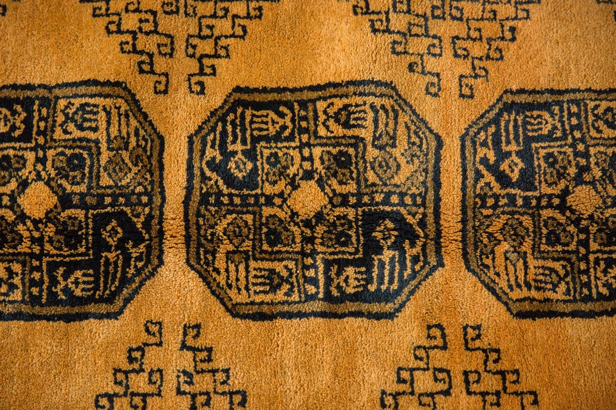 8x11.5 Vintage Daulatabad Carpet - Image 13