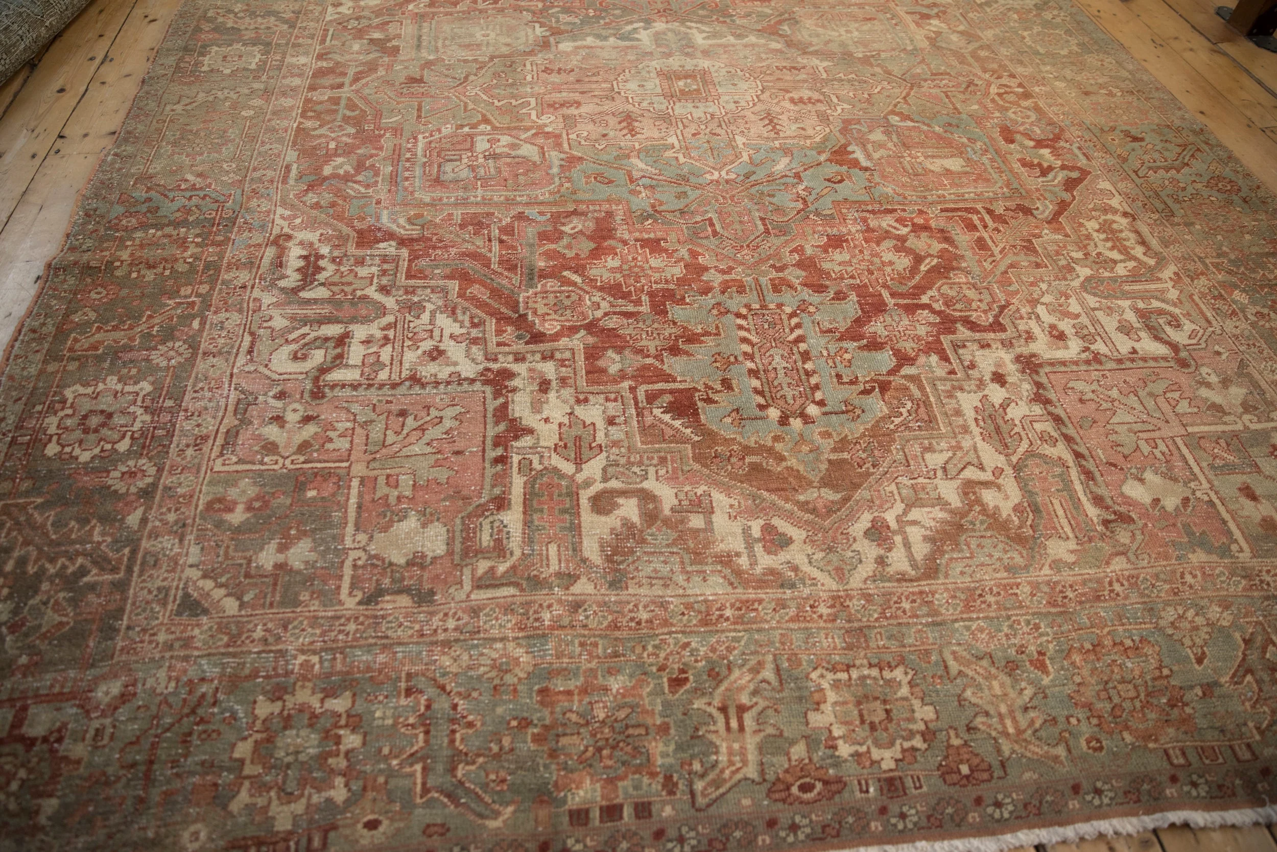 8x11.5 Vintage Distressed Heriz Carpet - Image 10