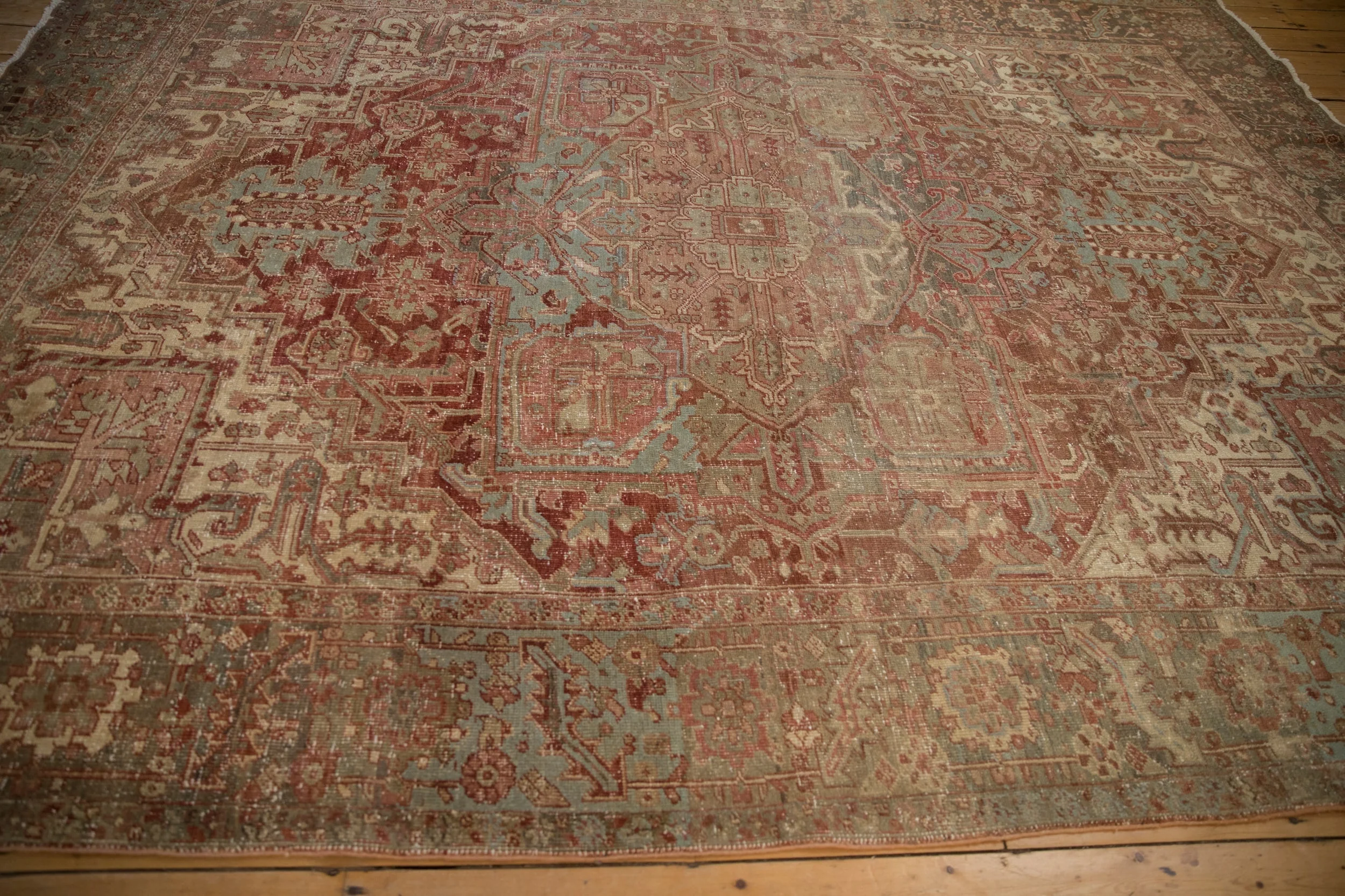 8x11.5 Vintage Distressed Heriz Carpet - Image 13