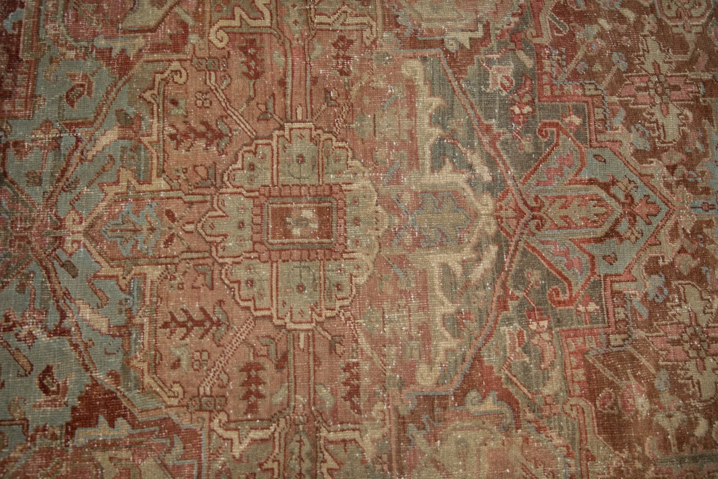 8x11.5 Vintage Distressed Heriz Carpet - Image 3