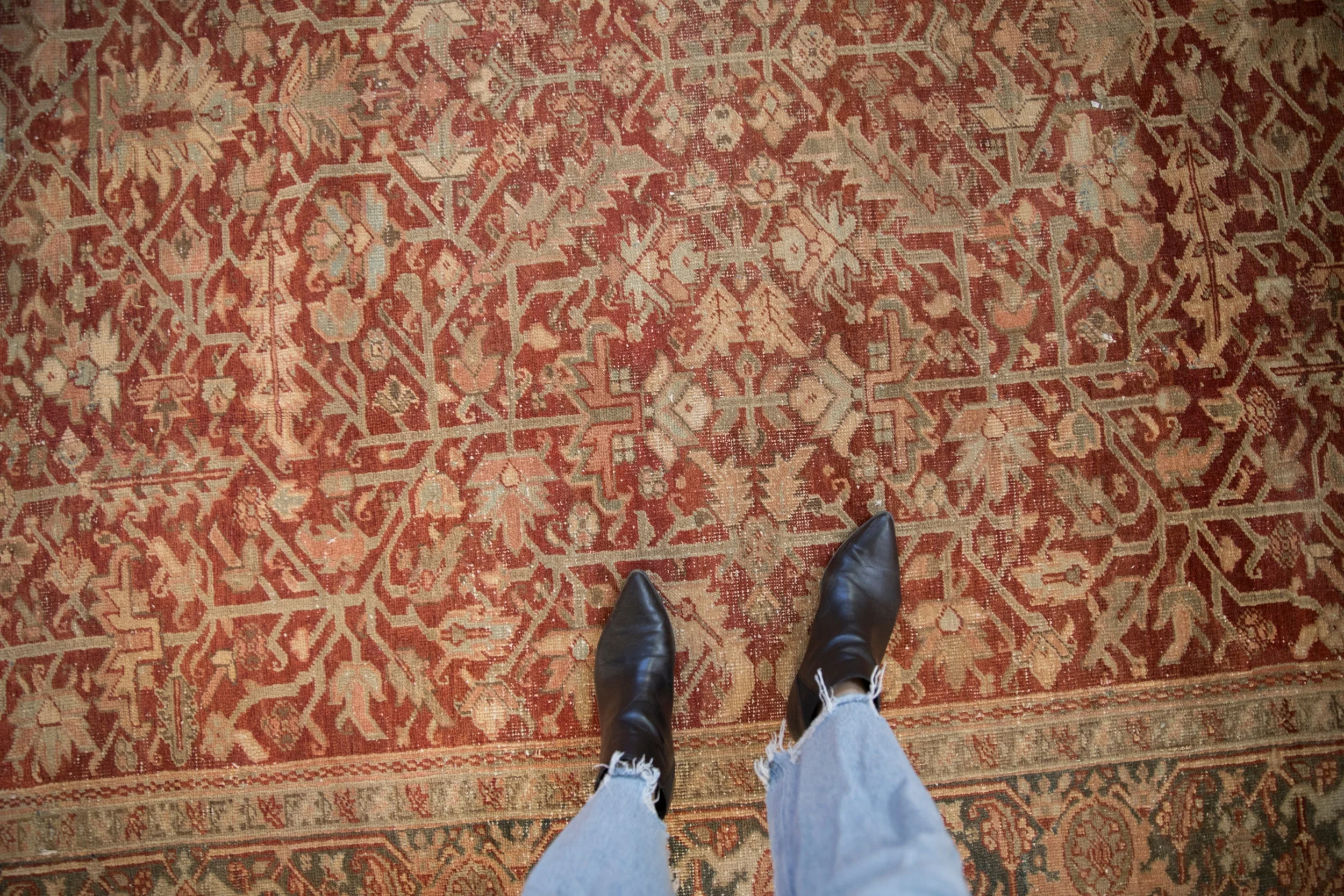 8x11.5 Vintage Fine Distressed Heriz Carpet - Image 2