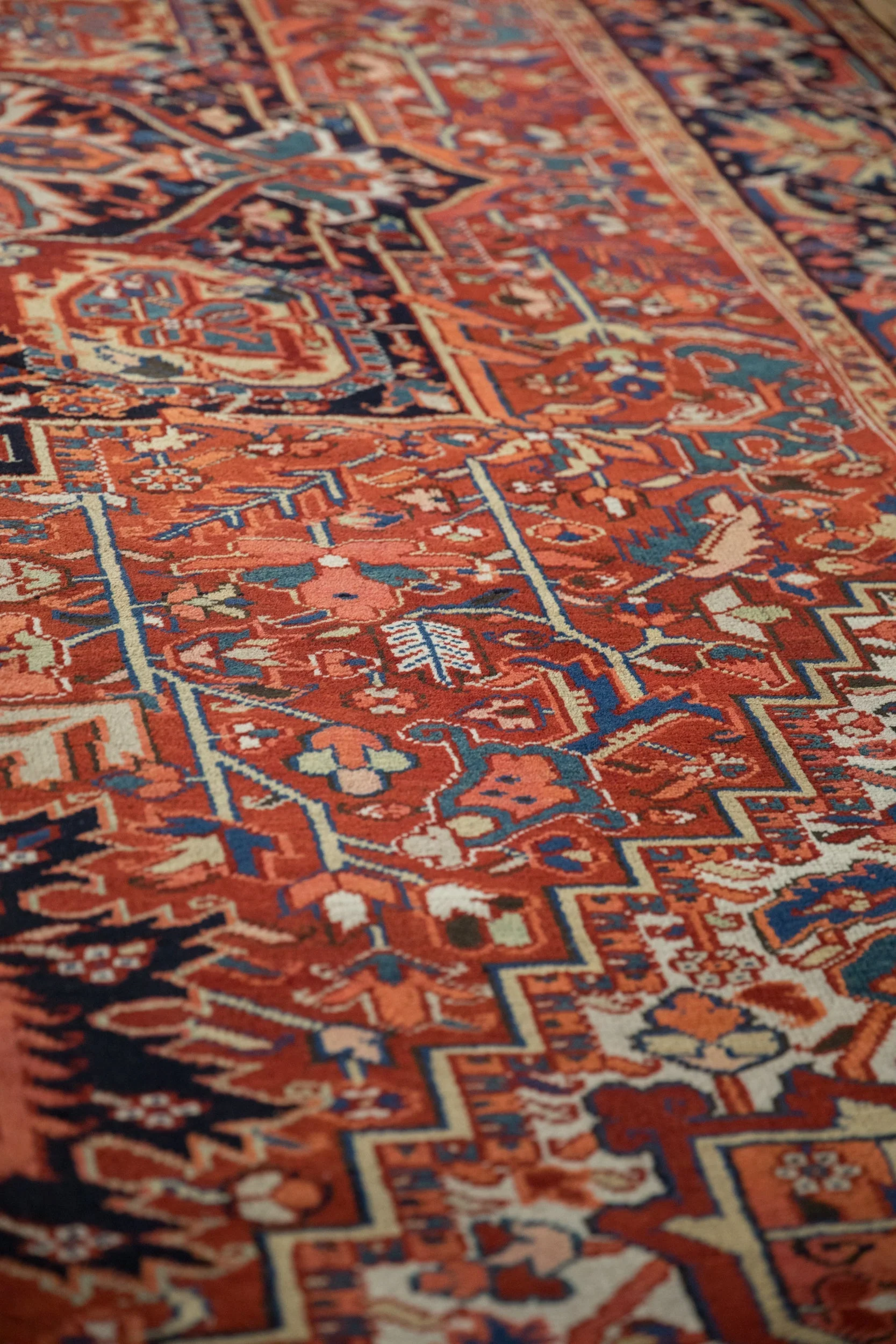 8x11.5 Vintage Heriz Carpet - Image 10