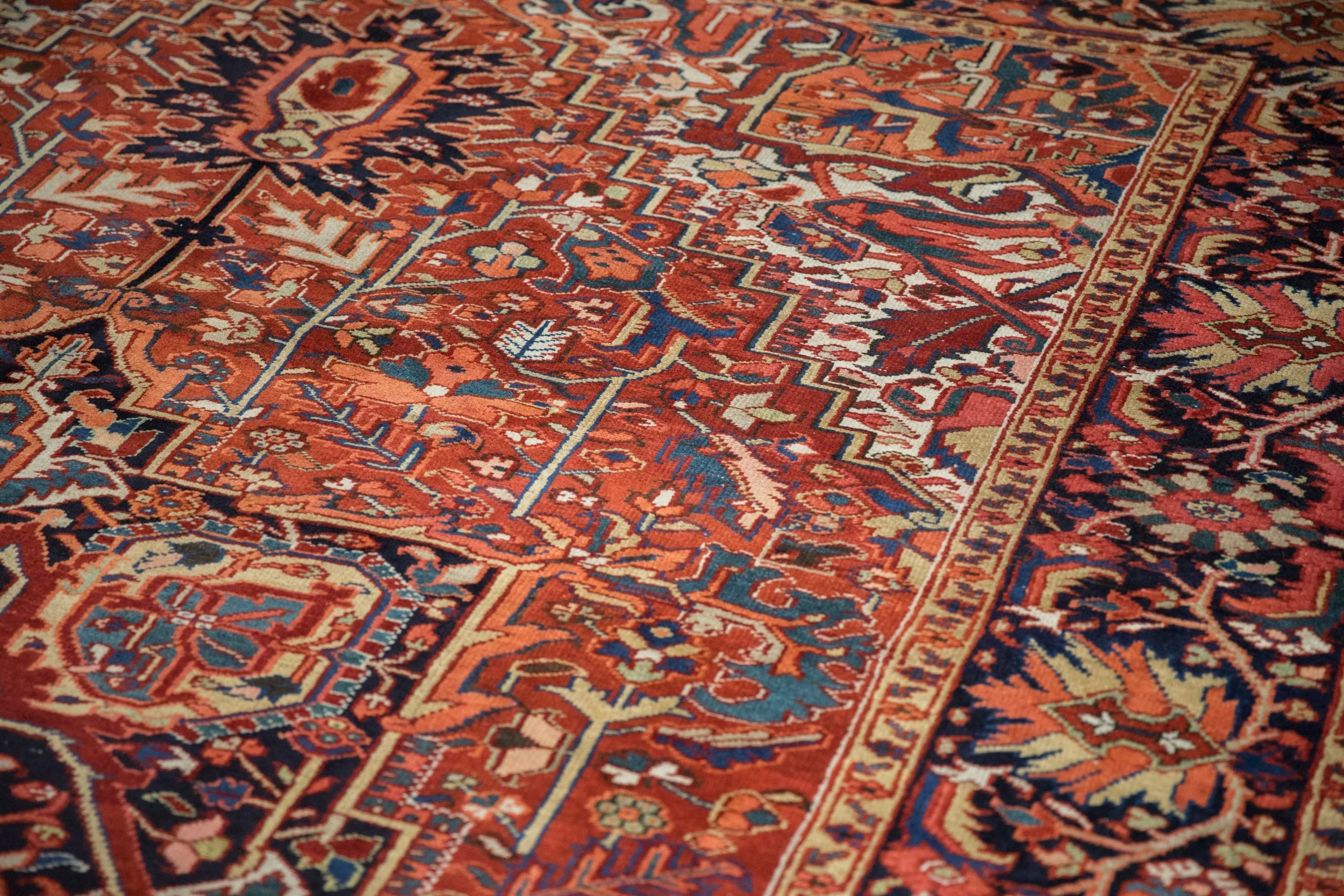 8x11.5 Vintage Heriz Carpet - Image 7
