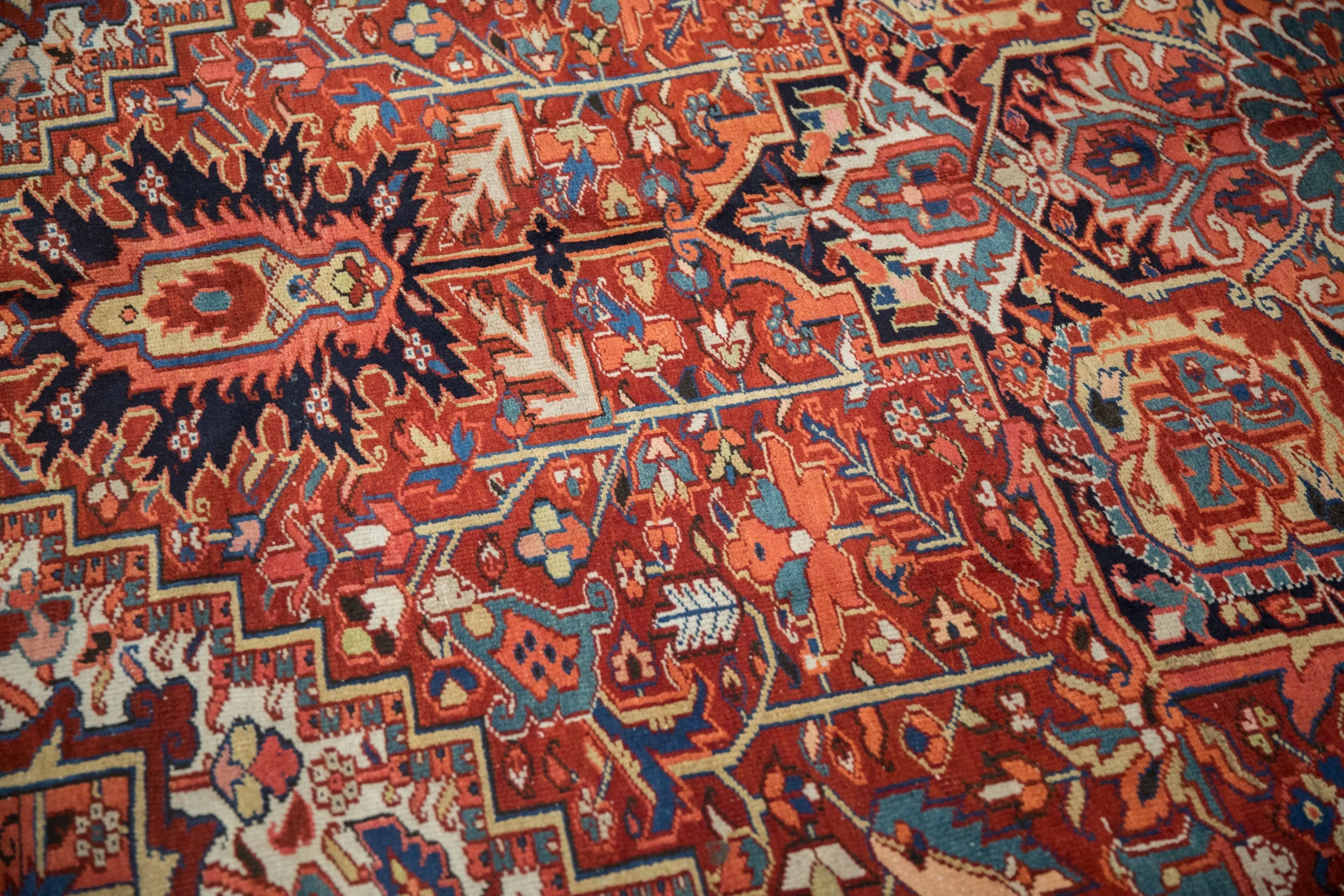 8x11.5 Vintage Heriz Carpet - Image 8