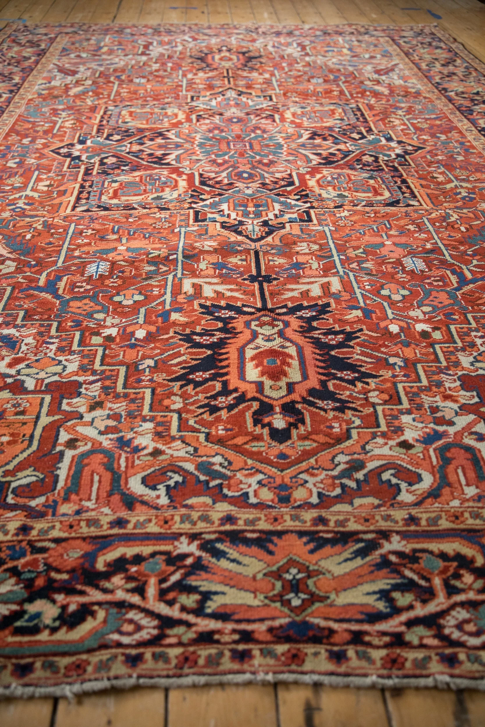 8x11.5 Vintage Heriz Carpet - Image 9