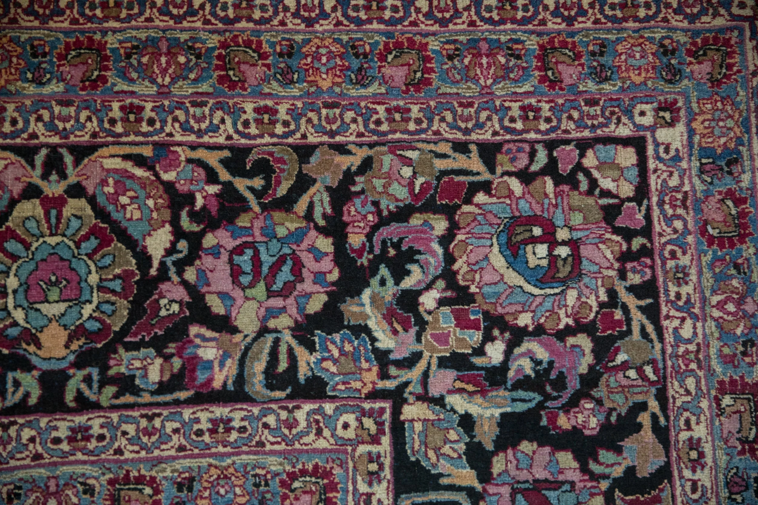 8x11 Antique Meshed Carpet - Image 3