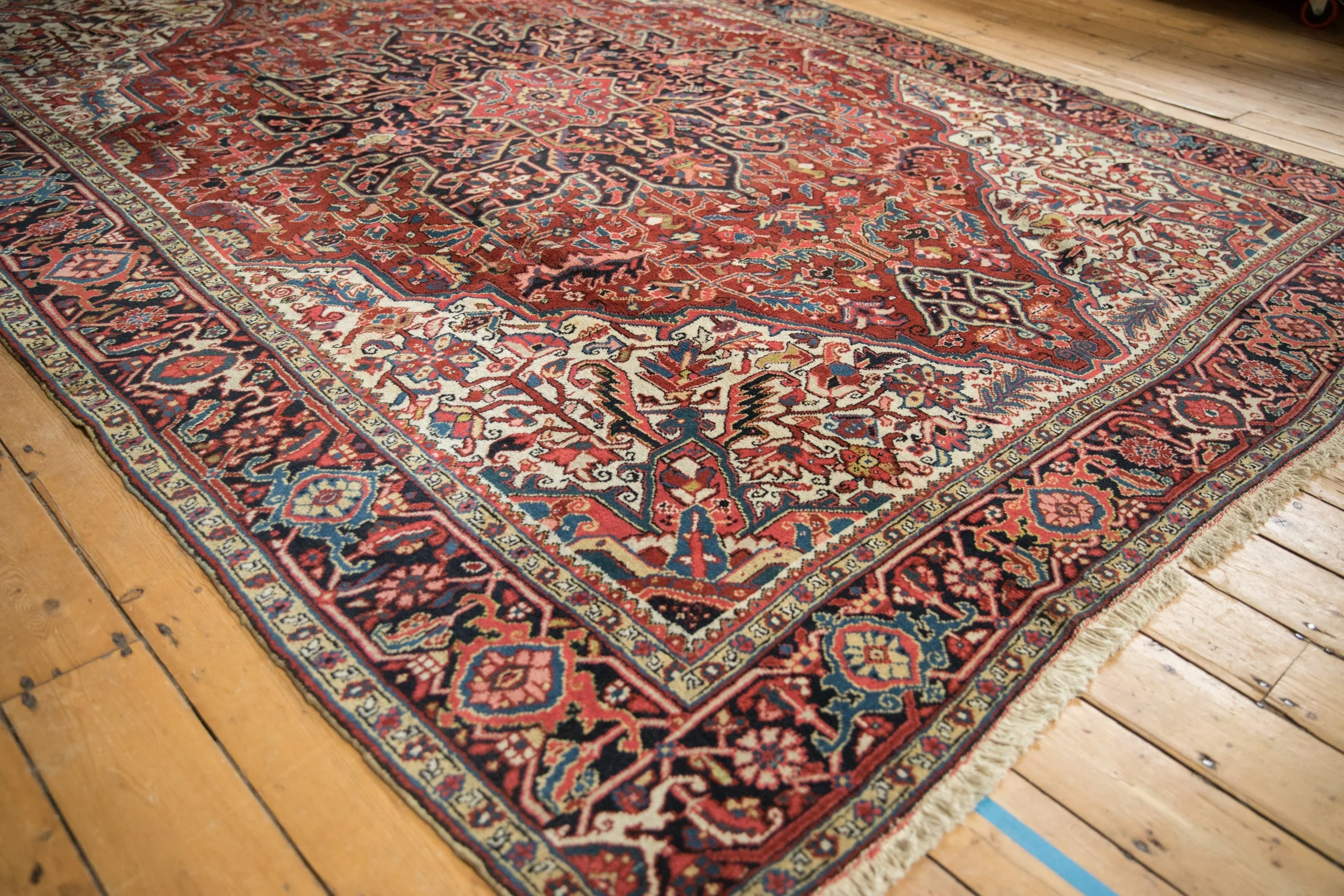 8x11 Vintage Ahar Carpet - Image 4