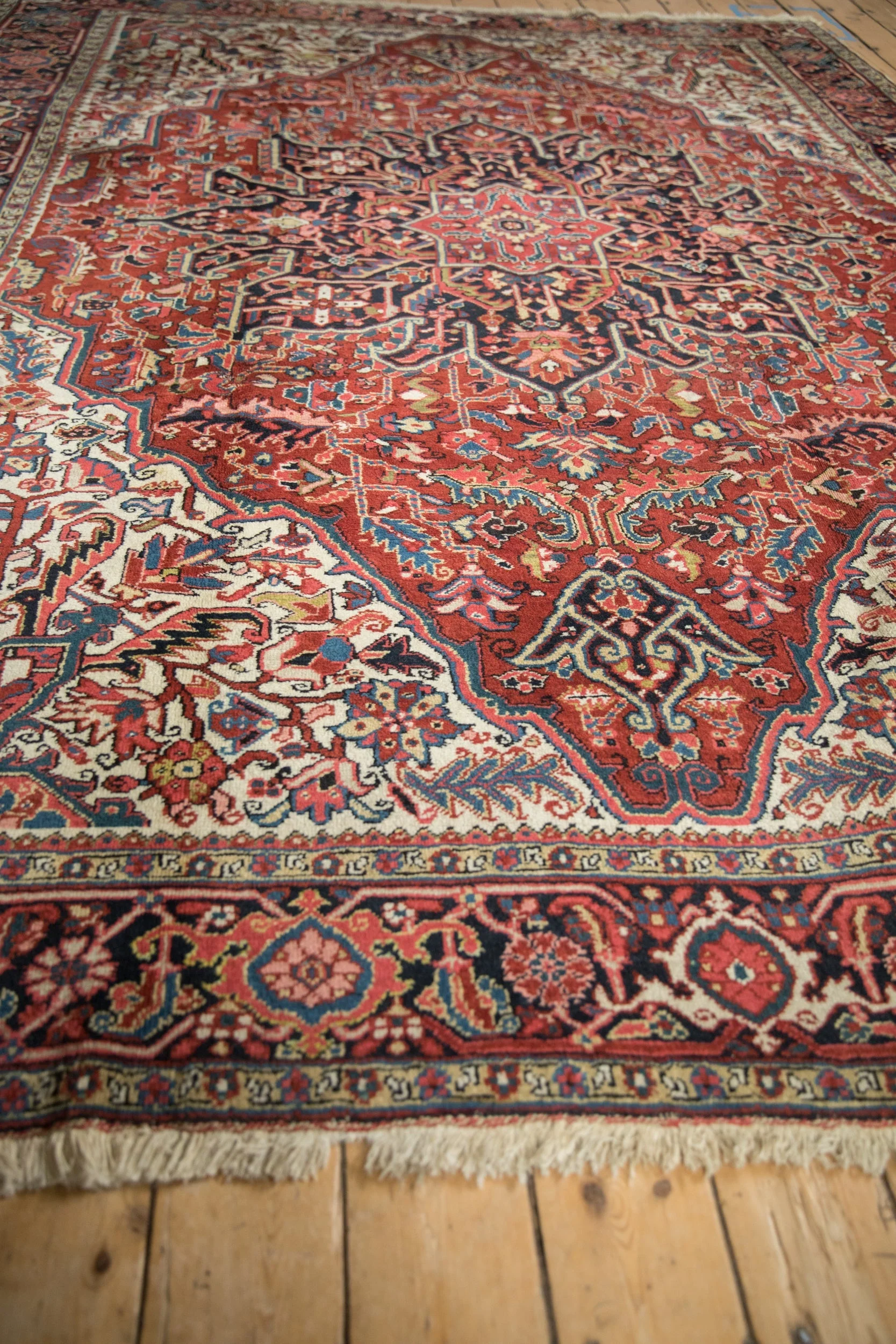 8x11 Vintage Ahar Carpet - Image 6