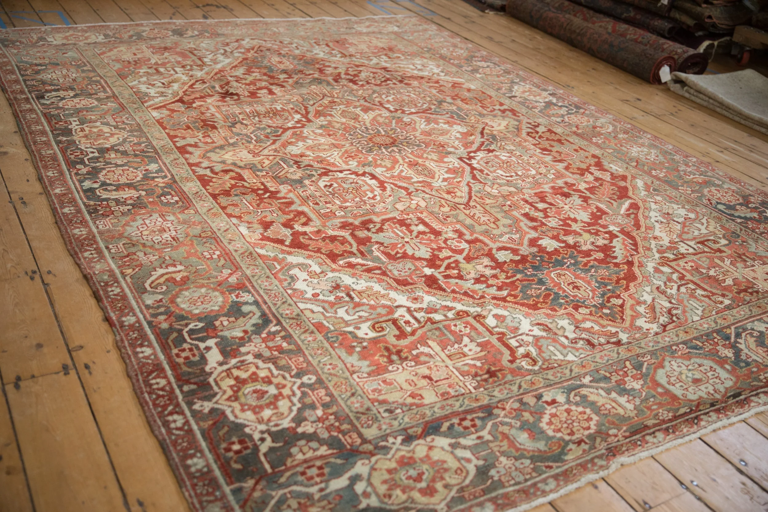 8x11 Vintage Distressed Heriz Carpet - Image 4