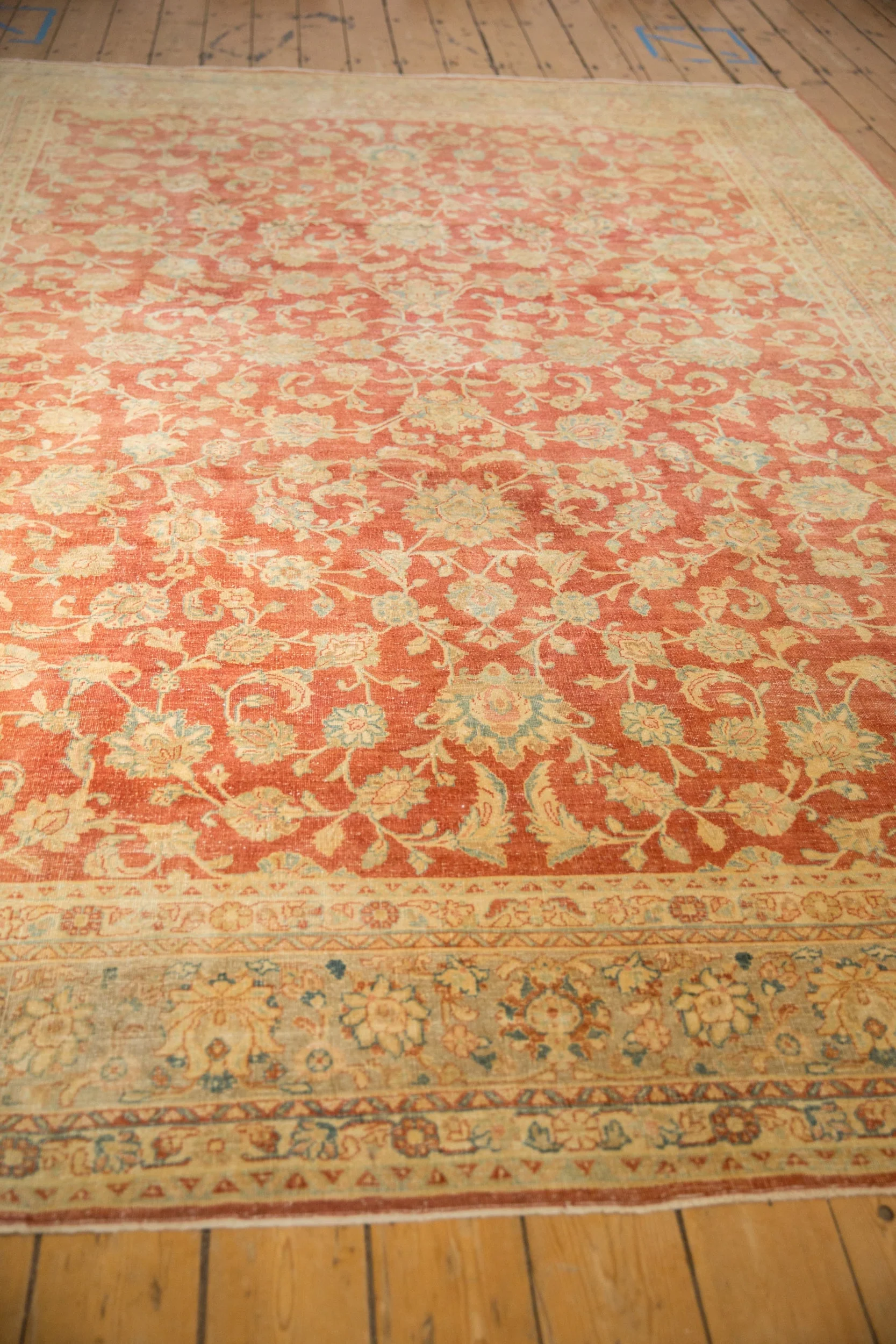 8x11 Vintage Distressed Kashan Carpet - Image 5