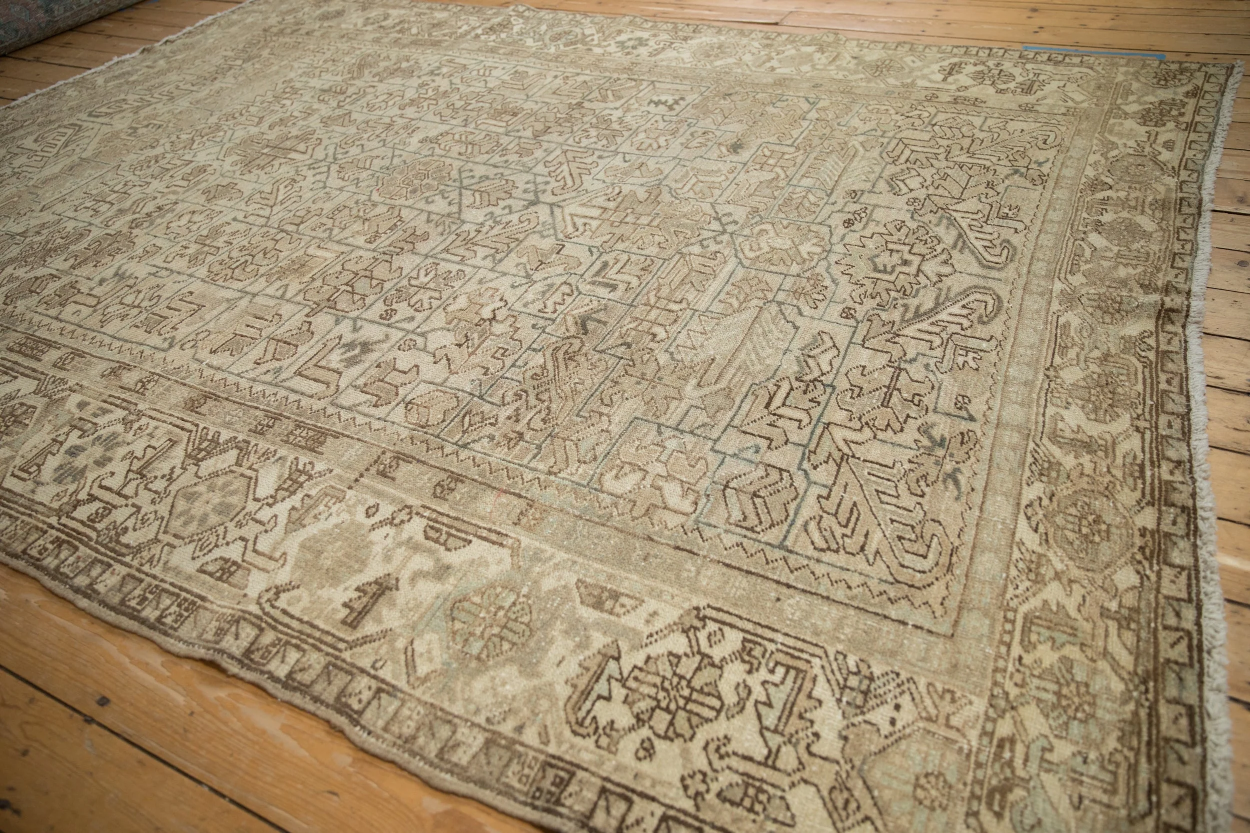 8x11 Vintage Distressed Mehrivan Carpet - Image 4