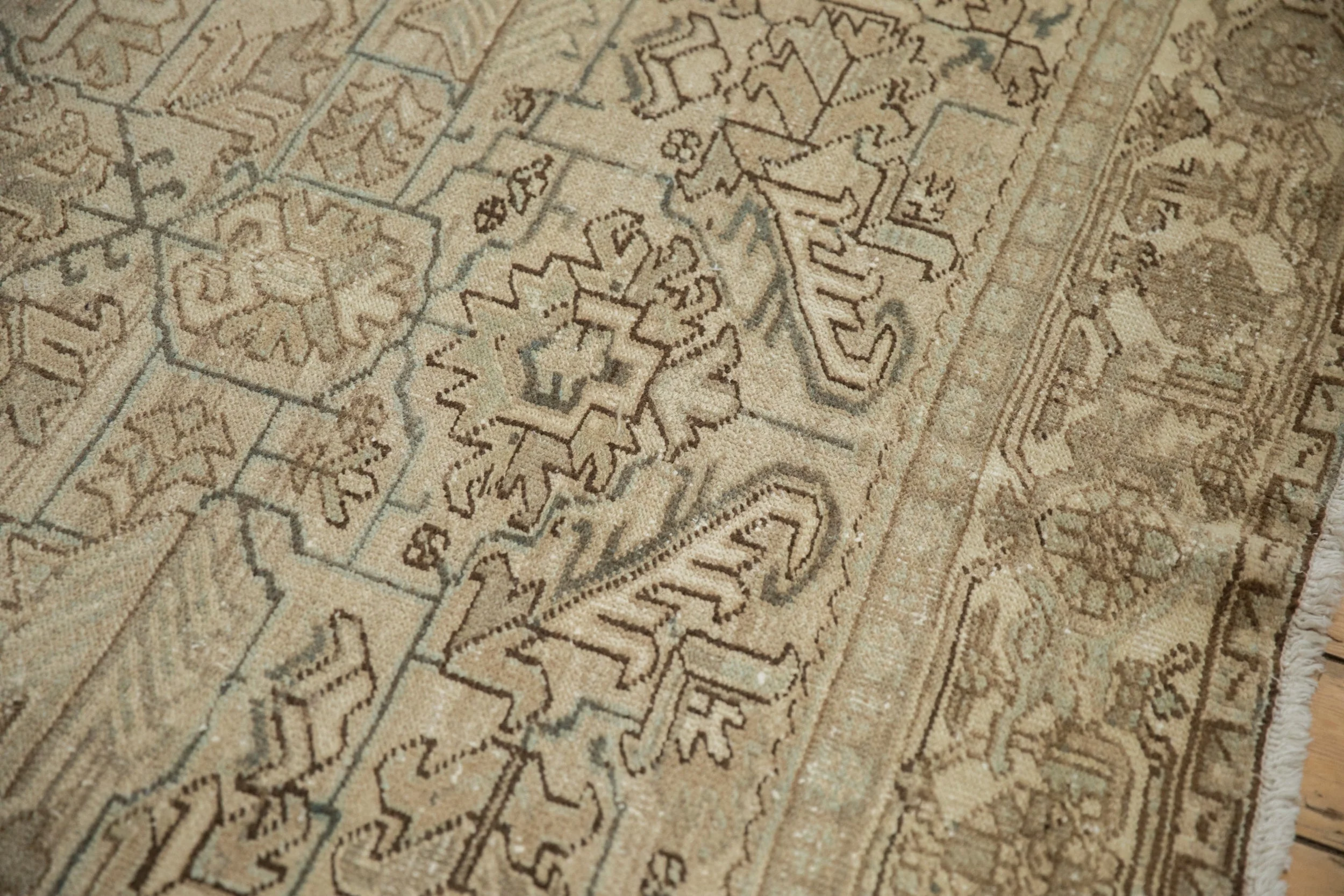 8x11 Vintage Distressed Mehrivan Carpet - Image 5