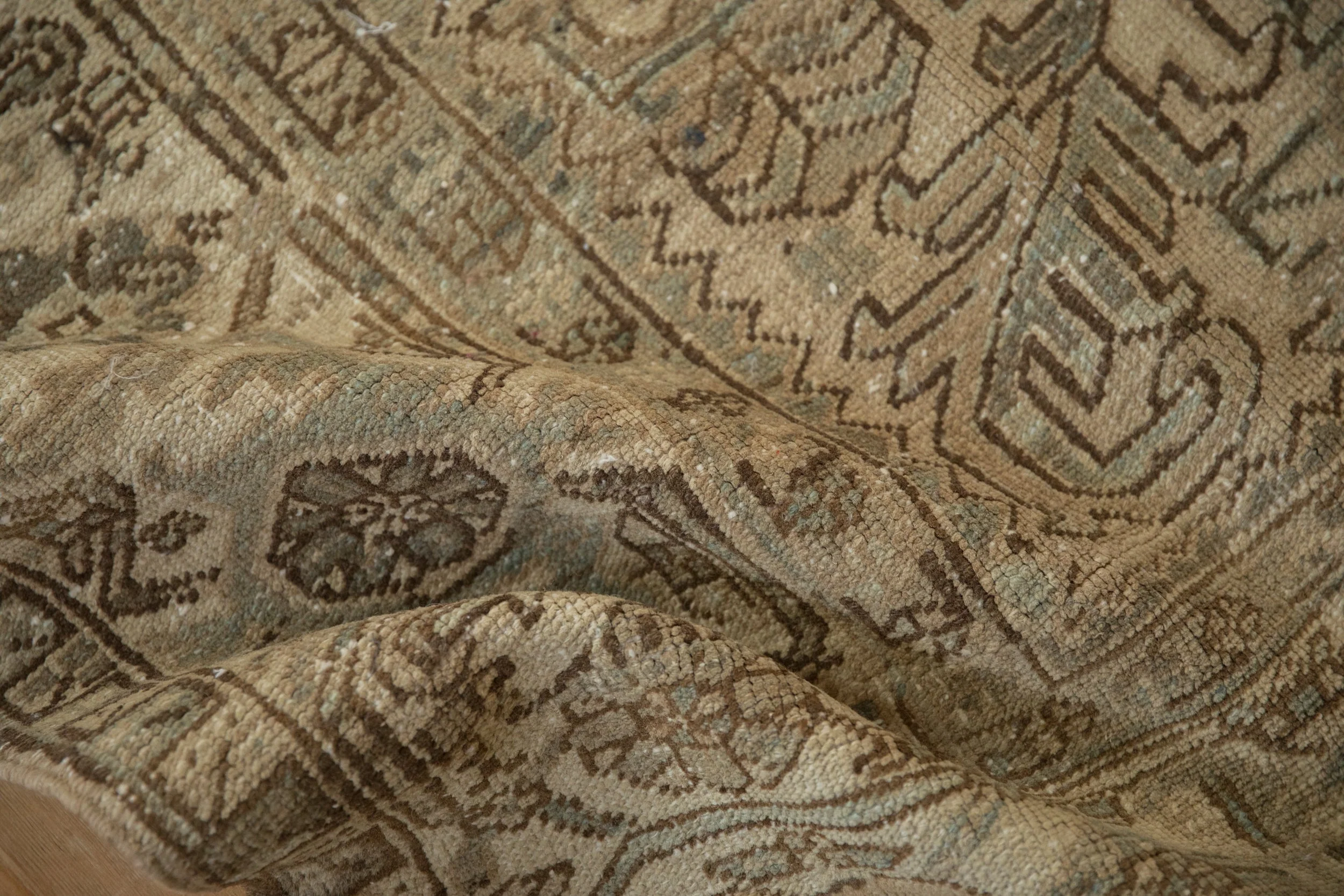 8x11 Vintage Distressed Mehrivan Carpet - Image 9