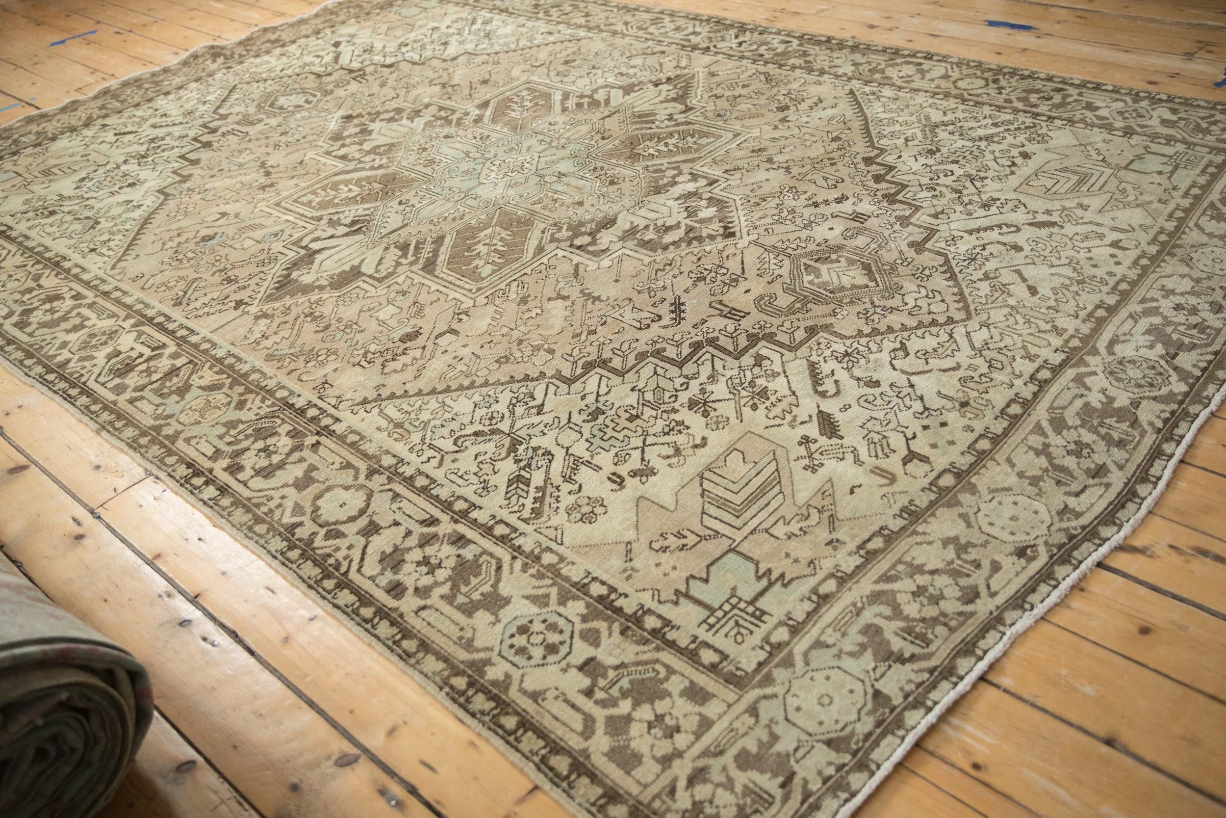 8x11 Vintage Distressed Mehrivan Carpet - Image 7